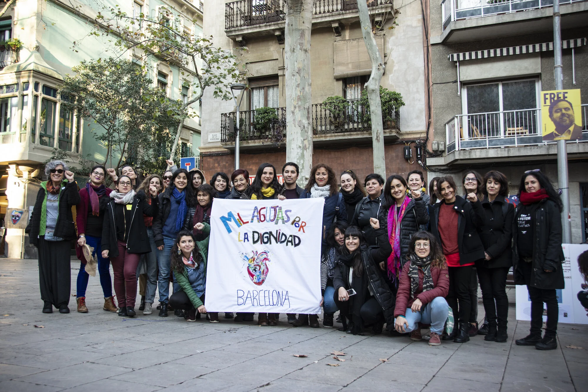Documental Mil agujas por la Dignidad