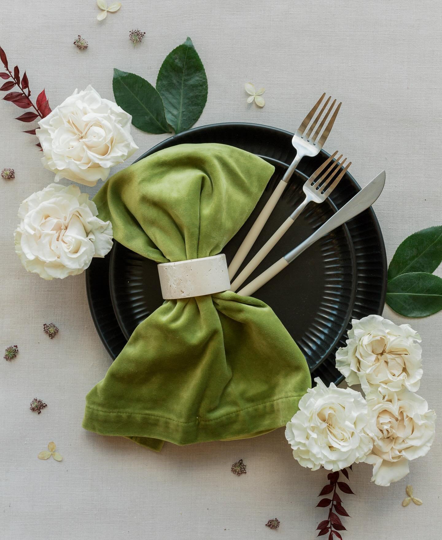 Stunning flat lays with your table top decor is certainly something you should not forget on your big day. With how busy your wedding day is, make sure to coordinate with your wedding planner &amp; photographer to ensure these details aren't missed f