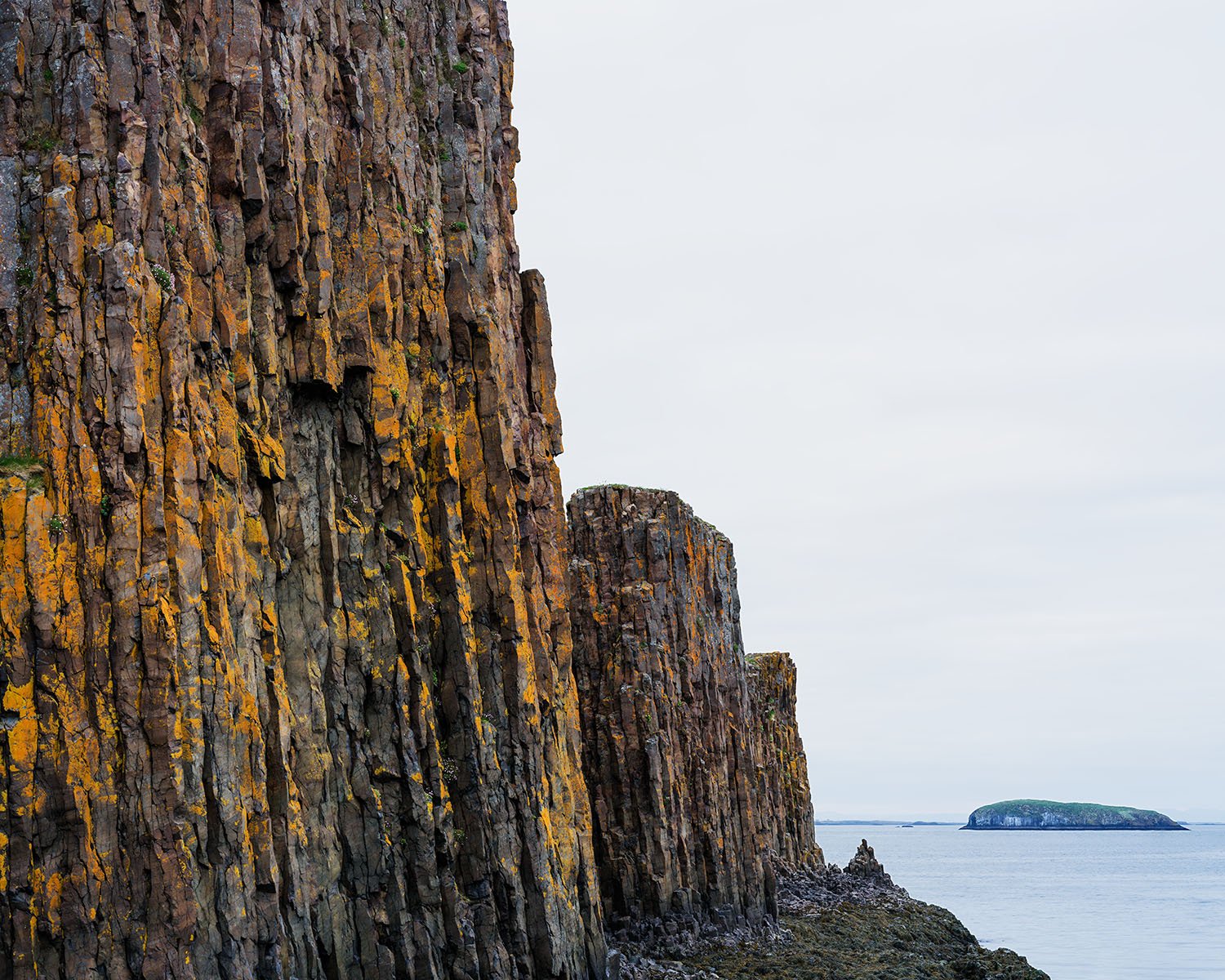 Basalt columns of Súgandisey - Study 5