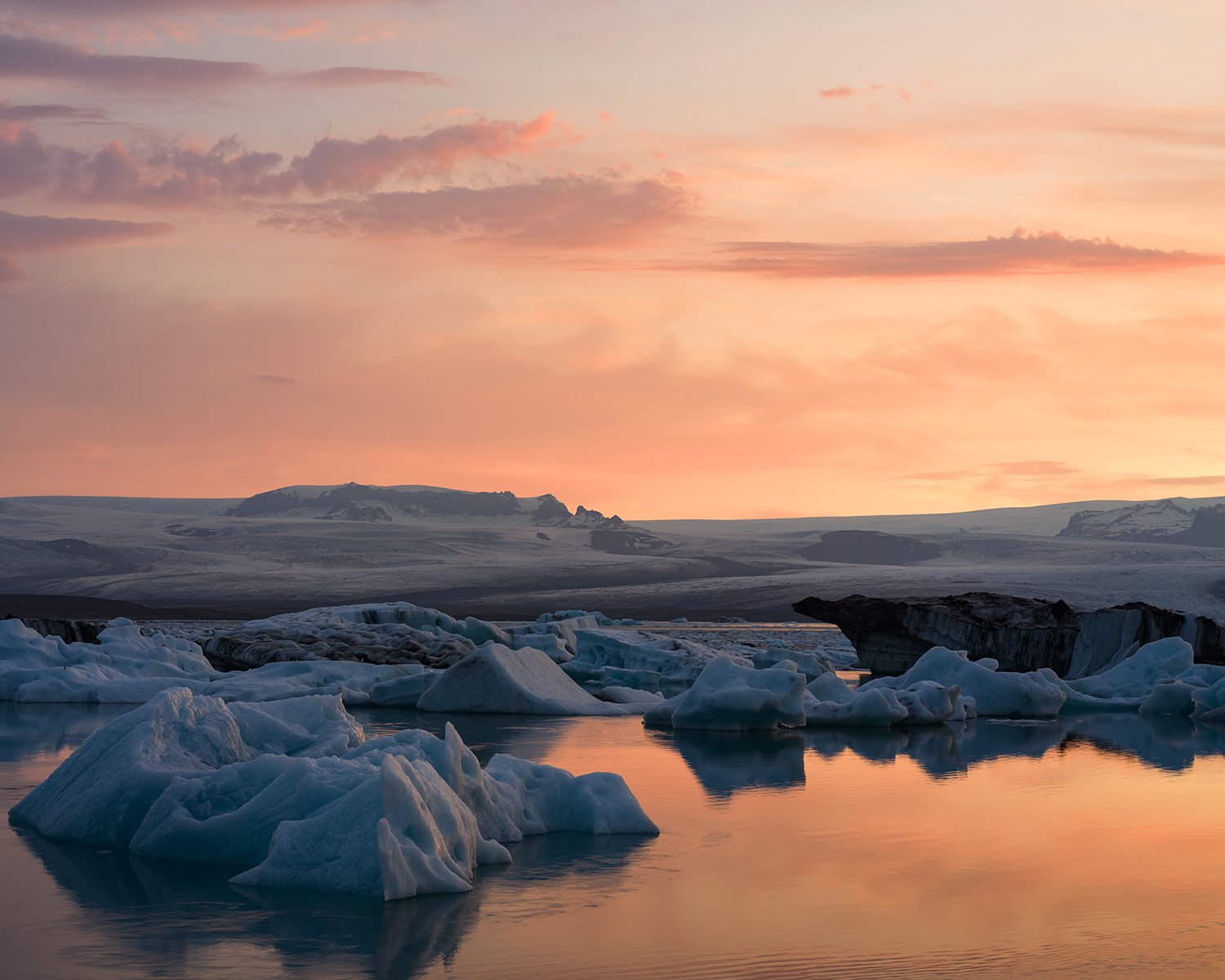 Jökulsárlón Midnight Sun