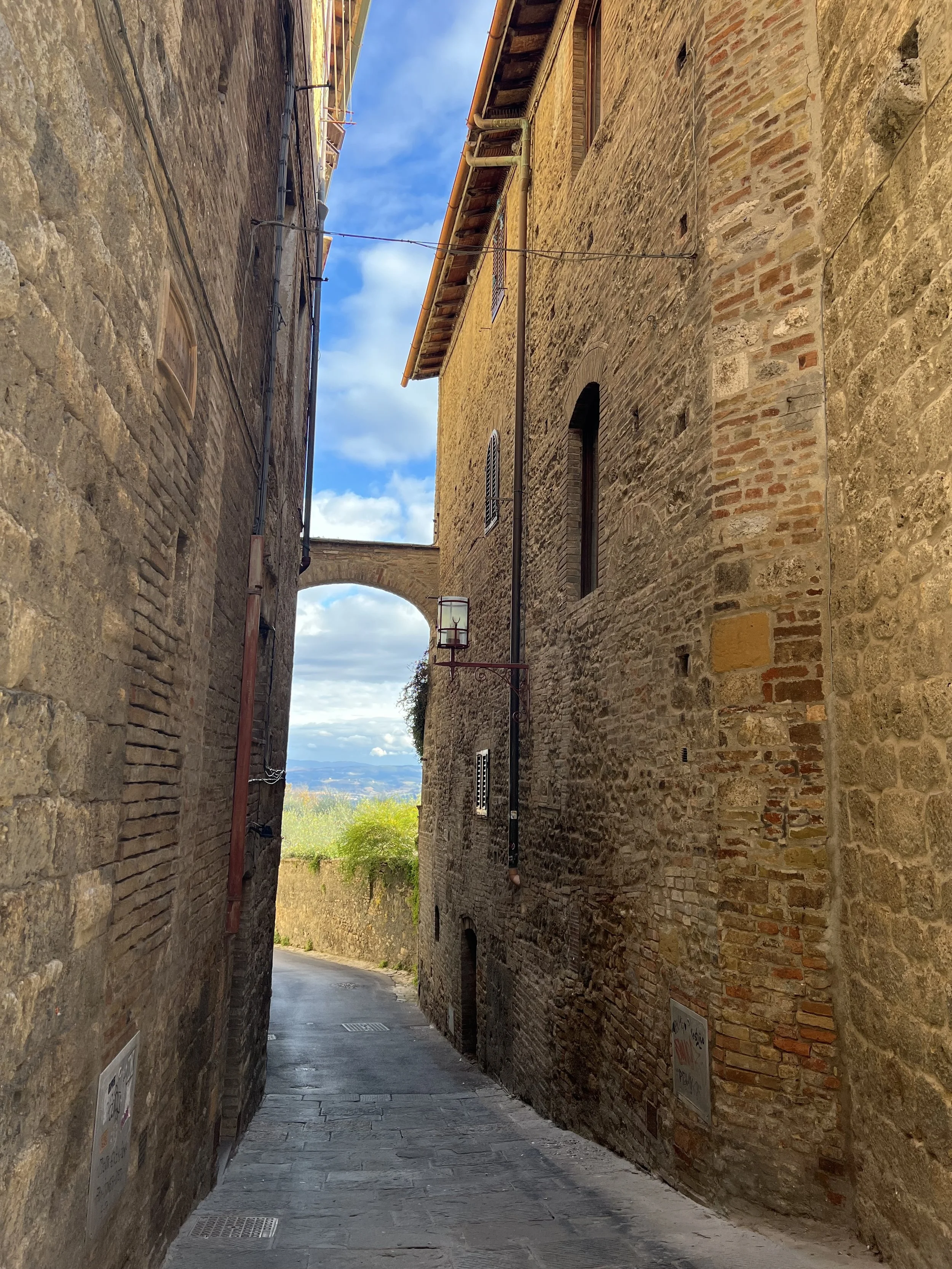 sangimignanoalley.jpg