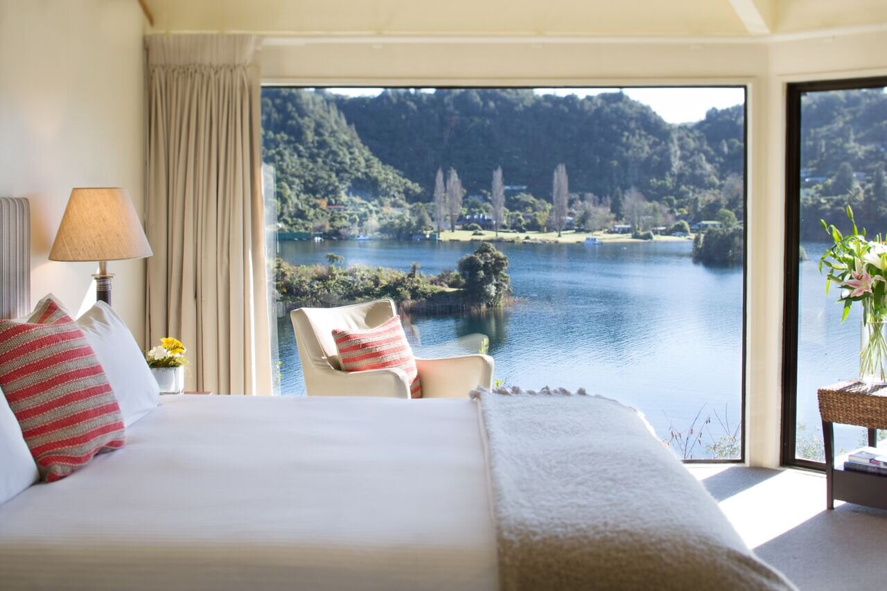 Suite, Solitaire Lodge