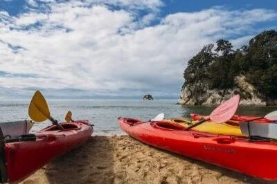 NelsonTasmanTourism+kayaking.jpg