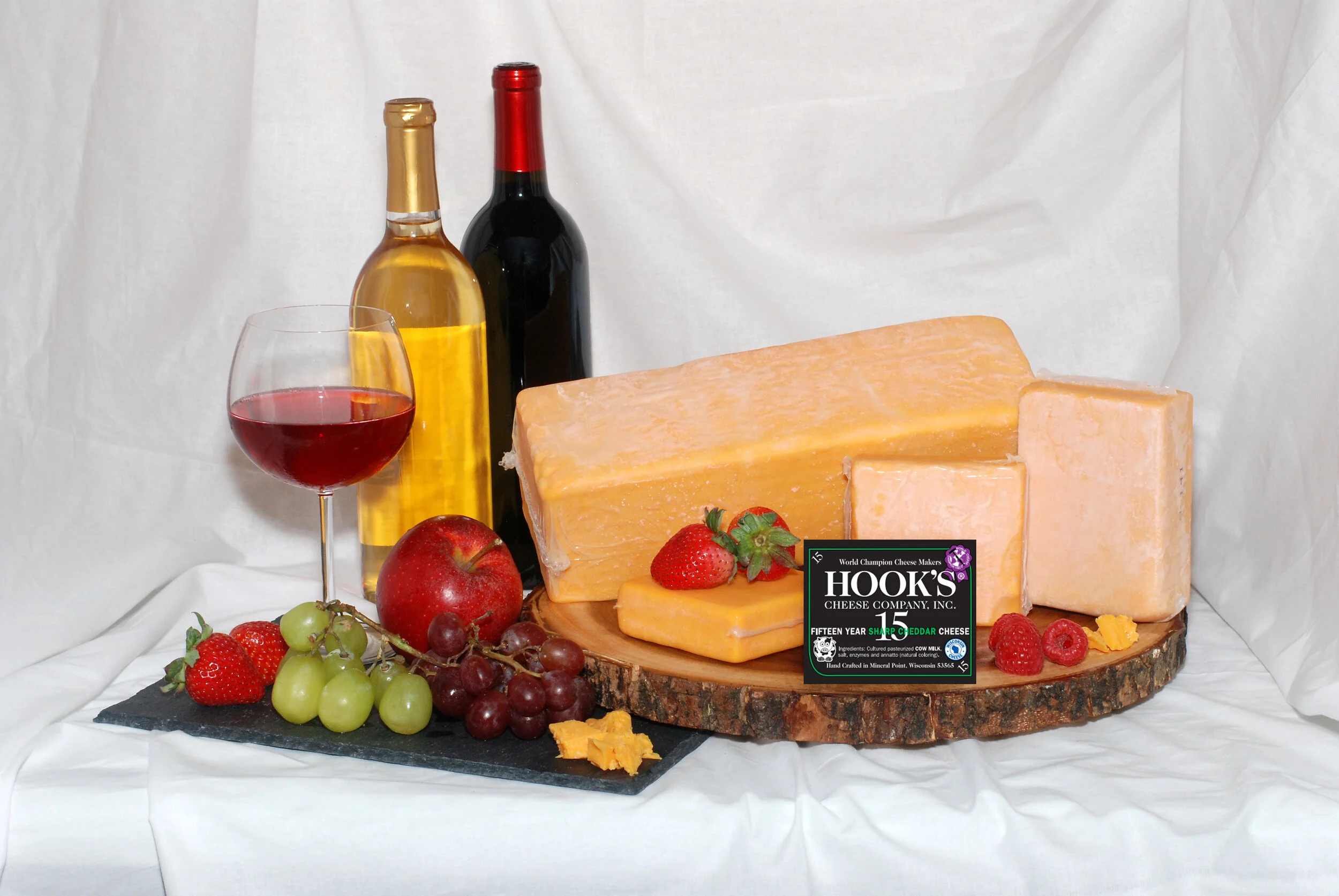 Wisconsin Cheese Company – Cheddar Cheese & Cracker Snack Pack