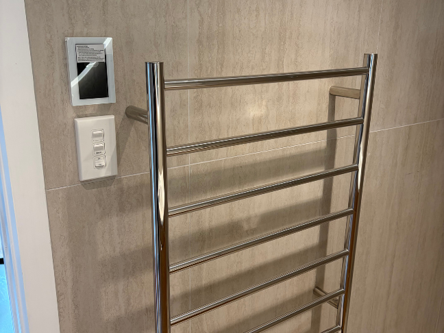 Power-link Heated Towel Rail.png