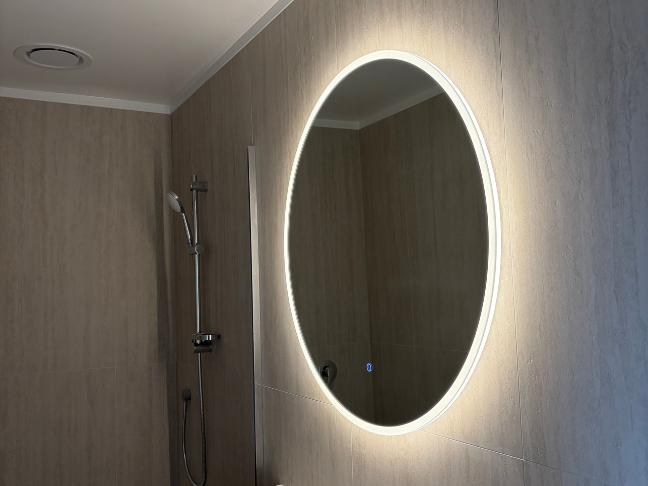 Power-link Bathroom Light.png