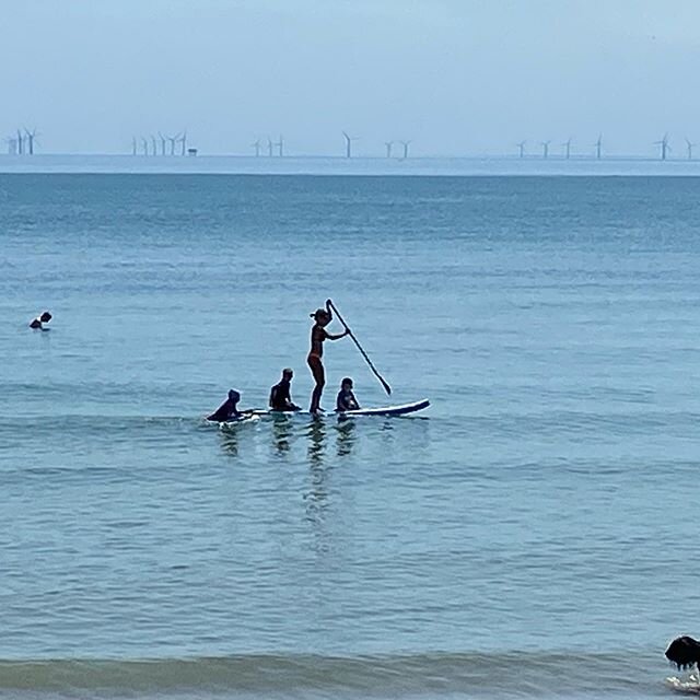 Sky above, Sea below, Peace within 💙
.
#beach #vinyasaflow #yogateacher #brighton  #shoreham  #yogainspo #paddleboarding #yogamum