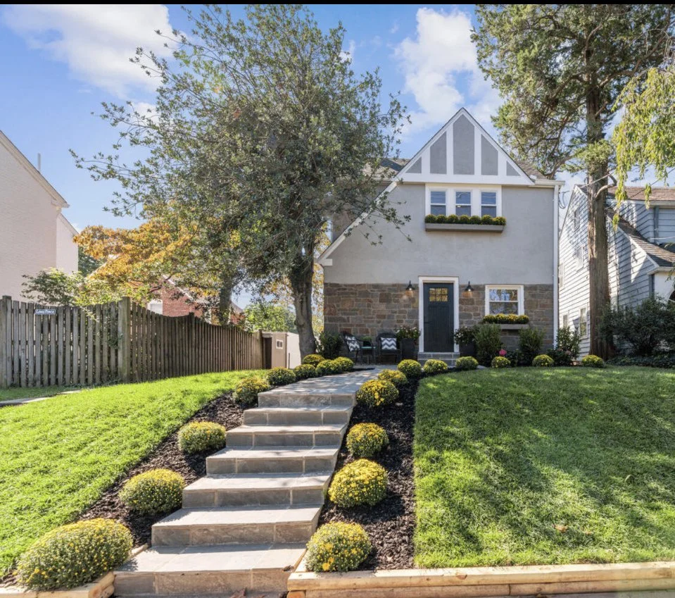 3706 Van Ness Street NW