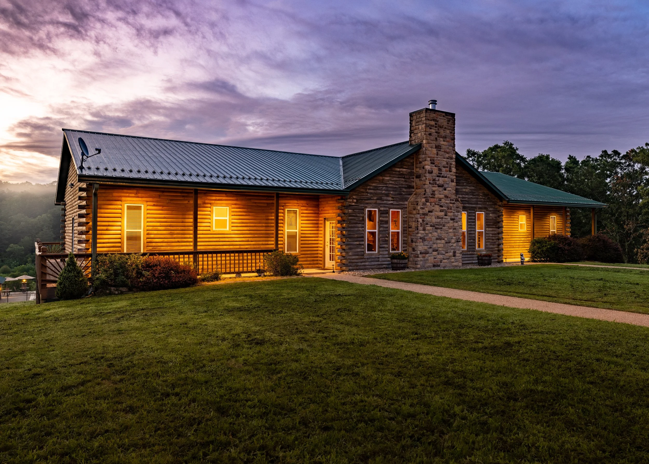 Exterior-3.jpg