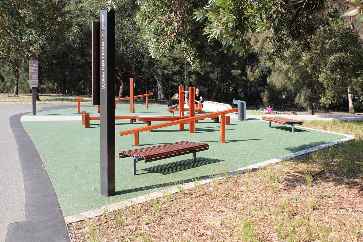 Wooden trail stretch.JPG