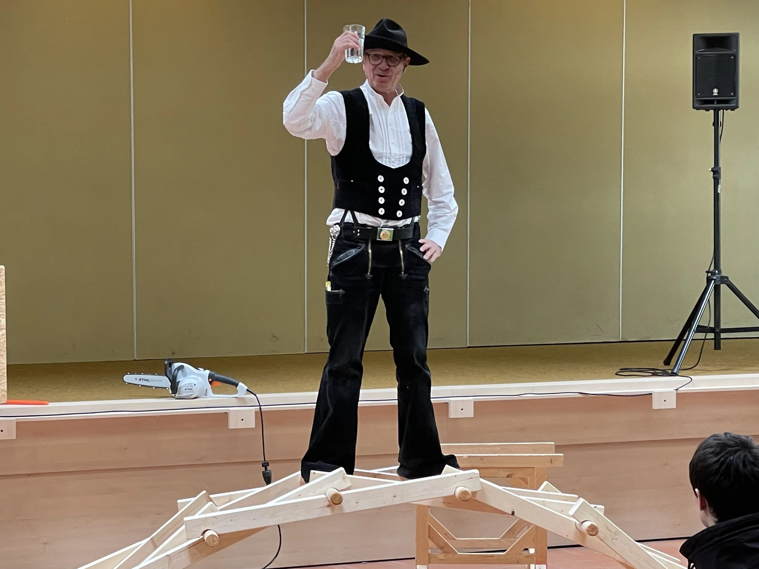 "Handwerk ist (un)cool" - Theater an der MS