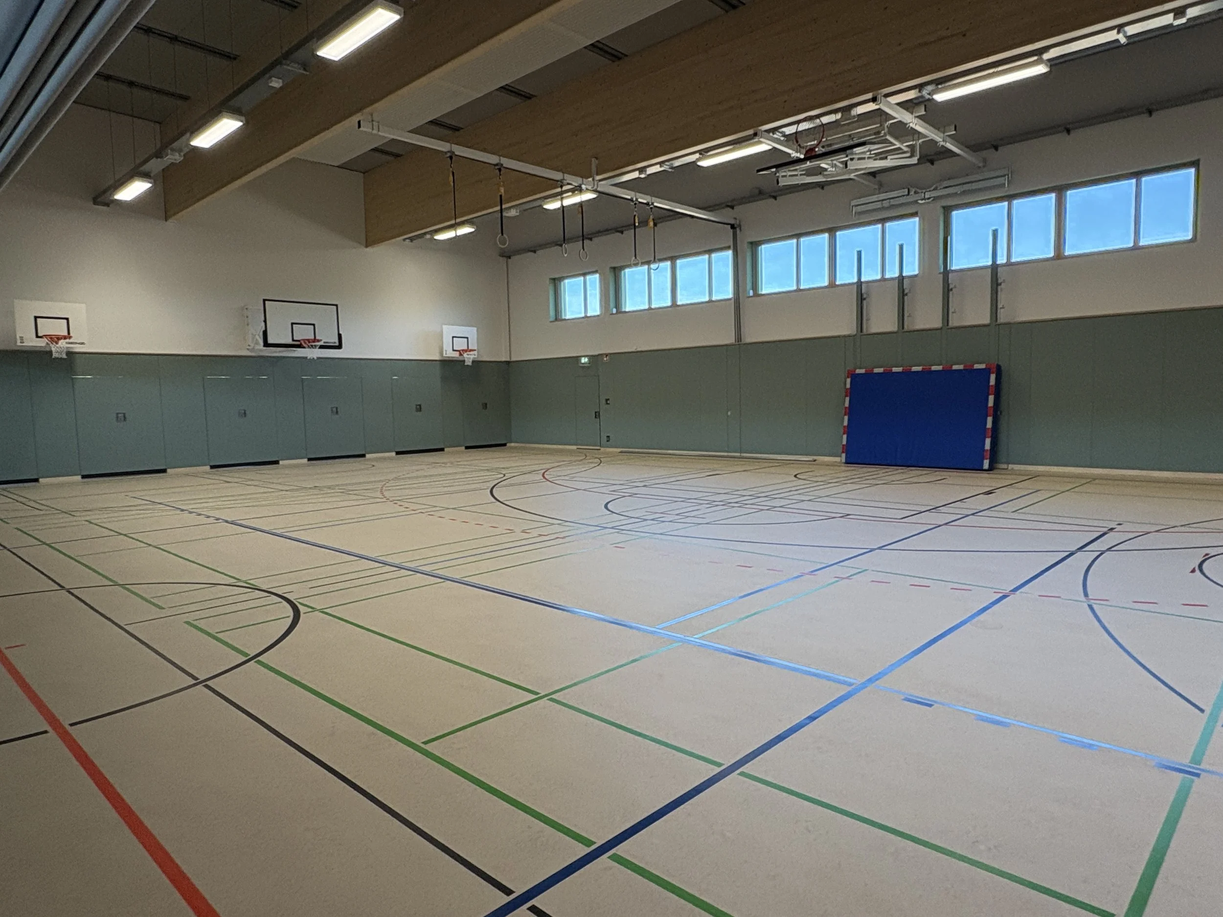 Einweihung der Turnhalle