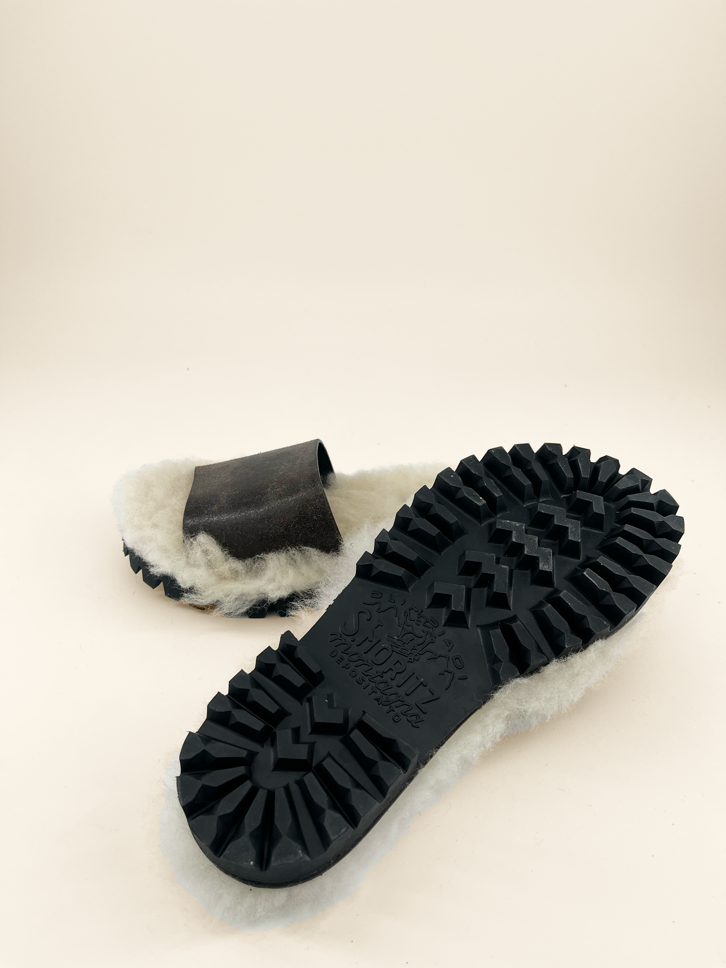 sandali retro .png
