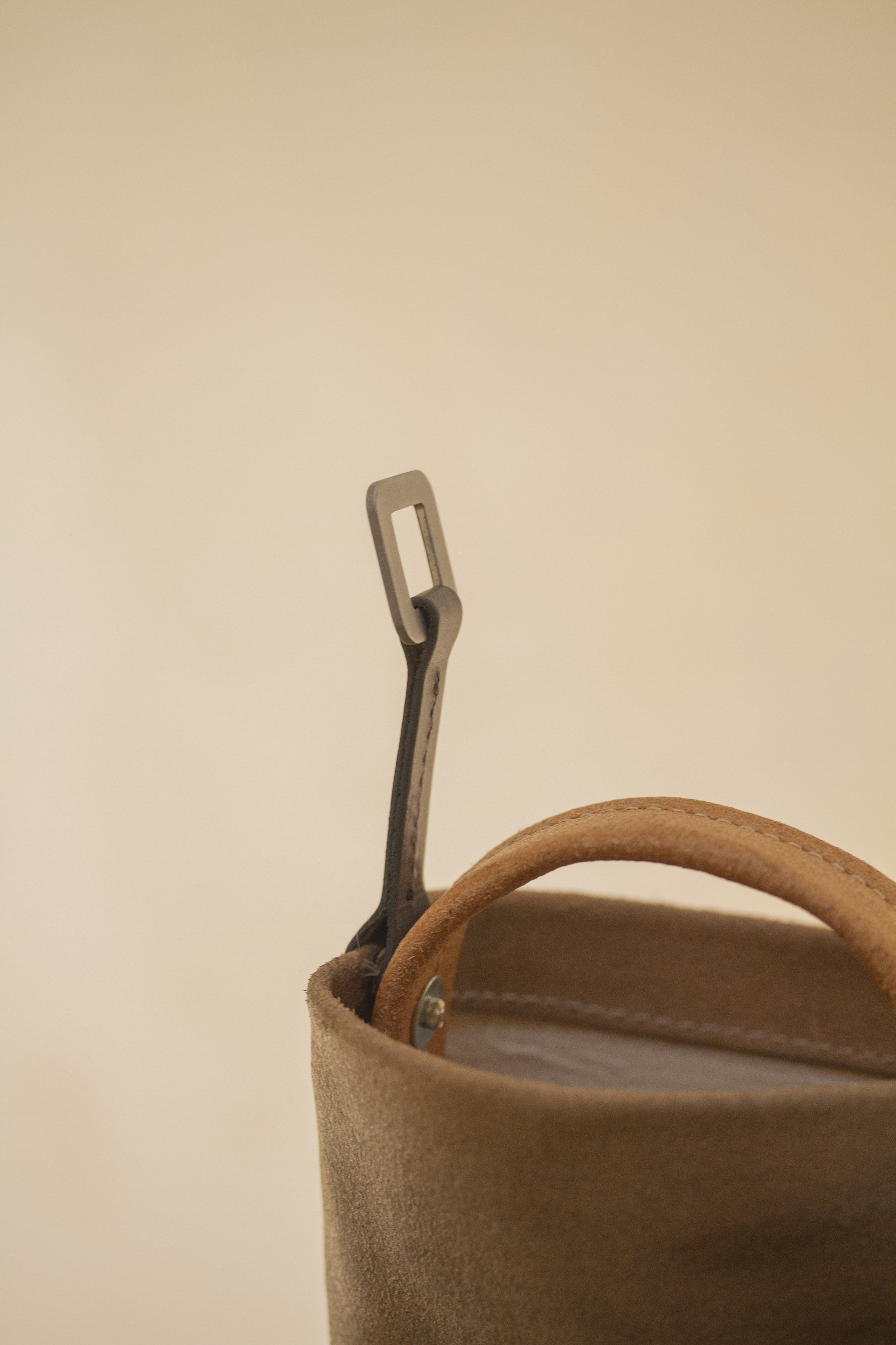 MARKET BAG LEATHERcdr_jan19_244.jpg