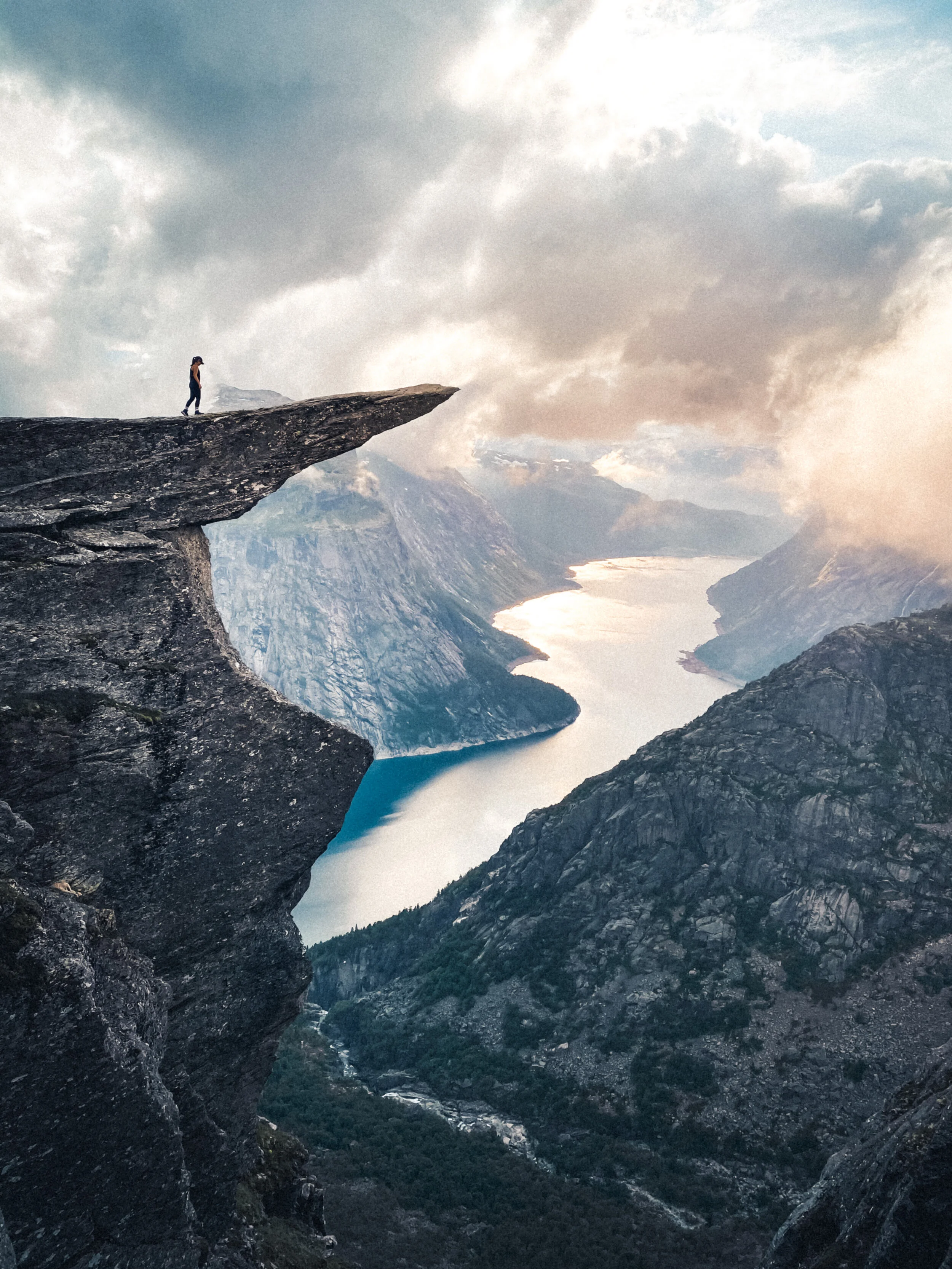 Trolltunga