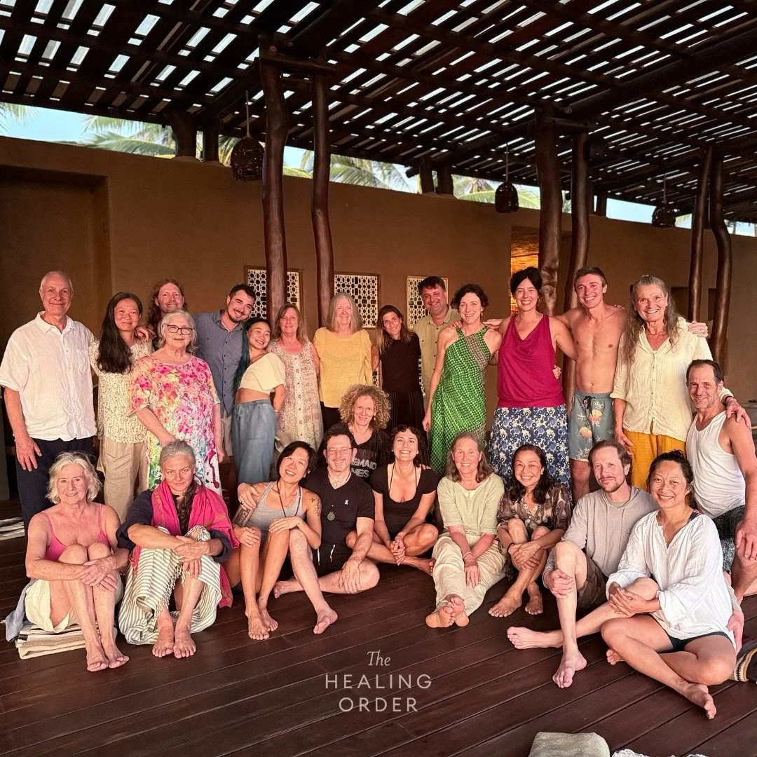 A week of daily qigong practice, shared meals, quiet mornings, and time in nature at the beautiful Playa Viva, Mexico. 🌴

Moving slowly, breathing deeply, and finding ease within ourselves and with one another.

A gentle reminder that peace is somet
