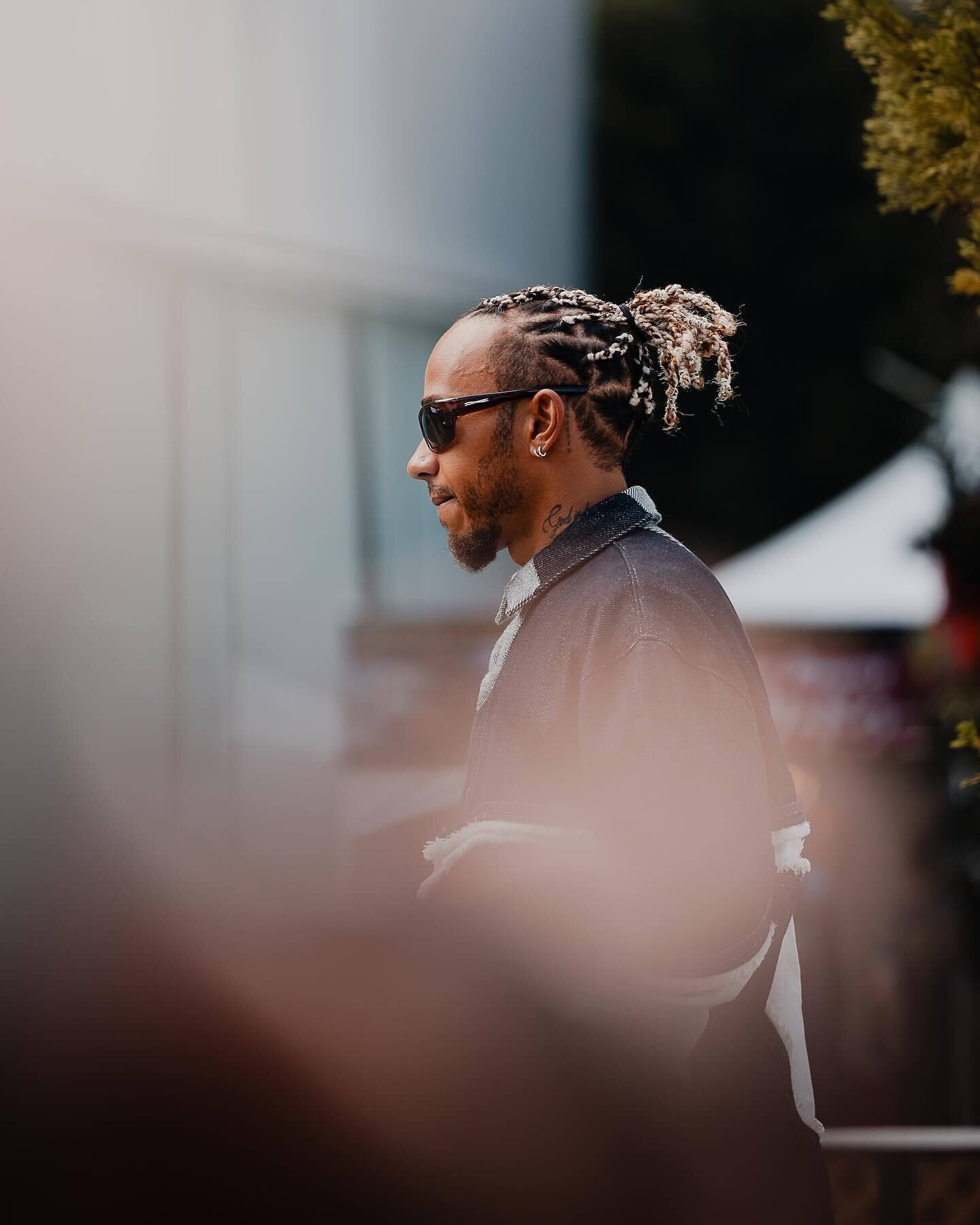 Since everyone is posting their Lewis bangers 📸

All images shot for @f1paddockclub with @16kagency 

#lewishamilton #lewis #lh44 #teamlh #44 #formula1 #ferrari #mercedes #contentcreator
