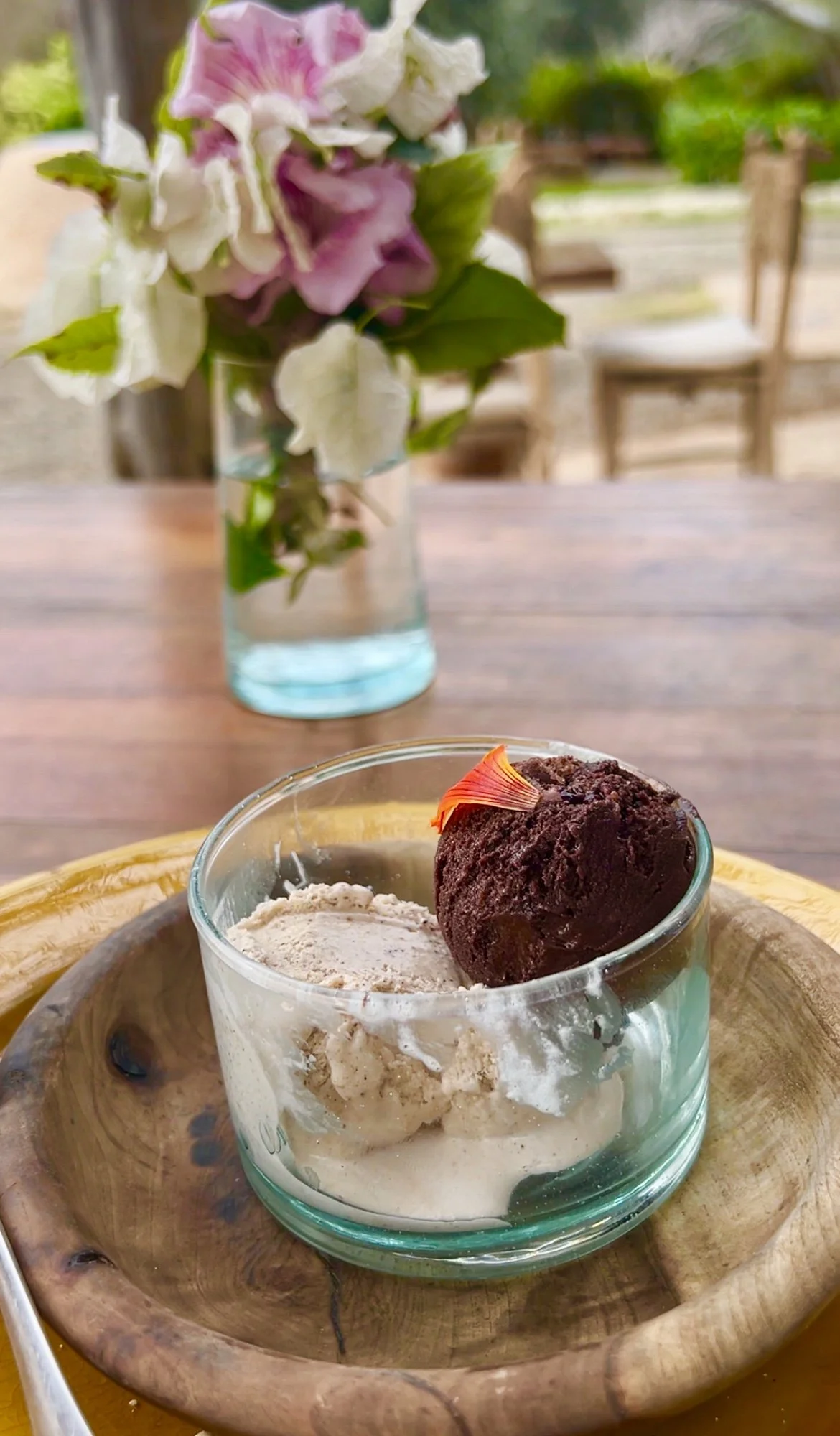 Amlou and corne de gazelle ice cream