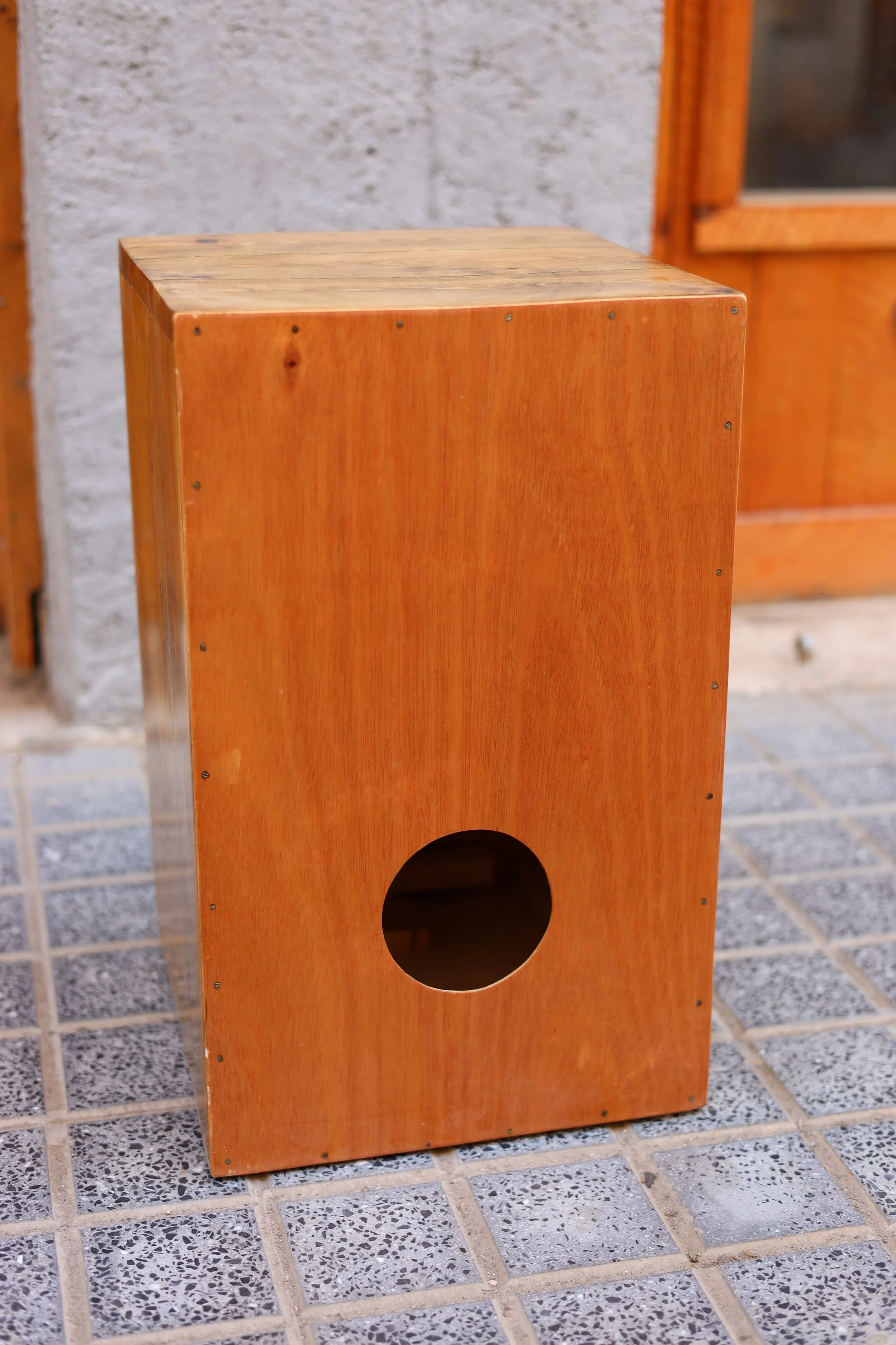 Rod cajon drum percussion instrument box — Rod Surf Shop Surfboard