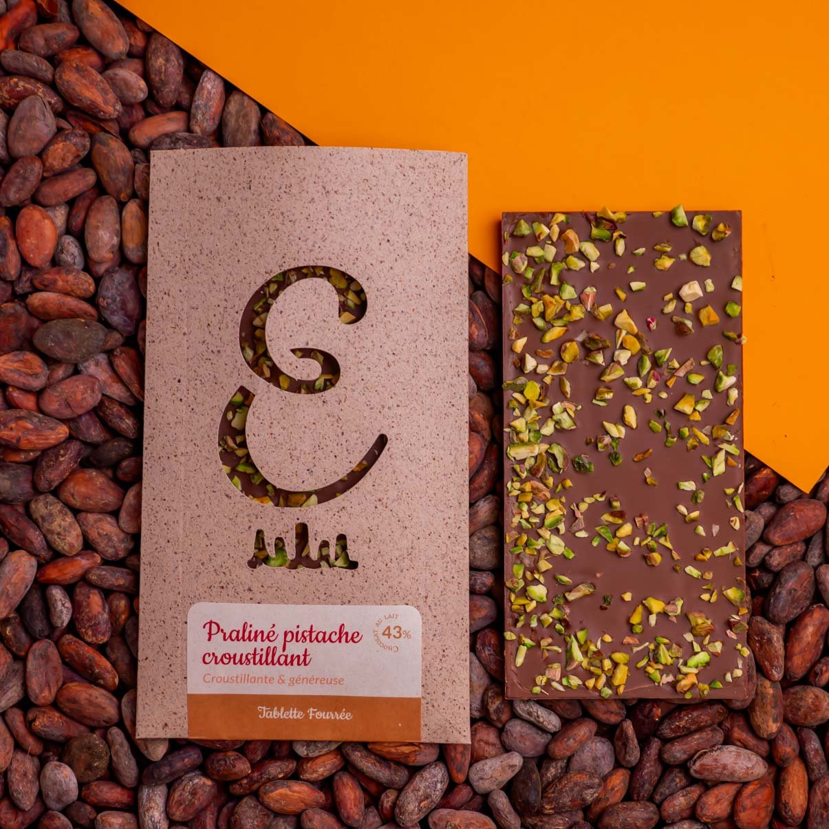 Tablette lait 43 % praliné pistache web-1500279.jpg