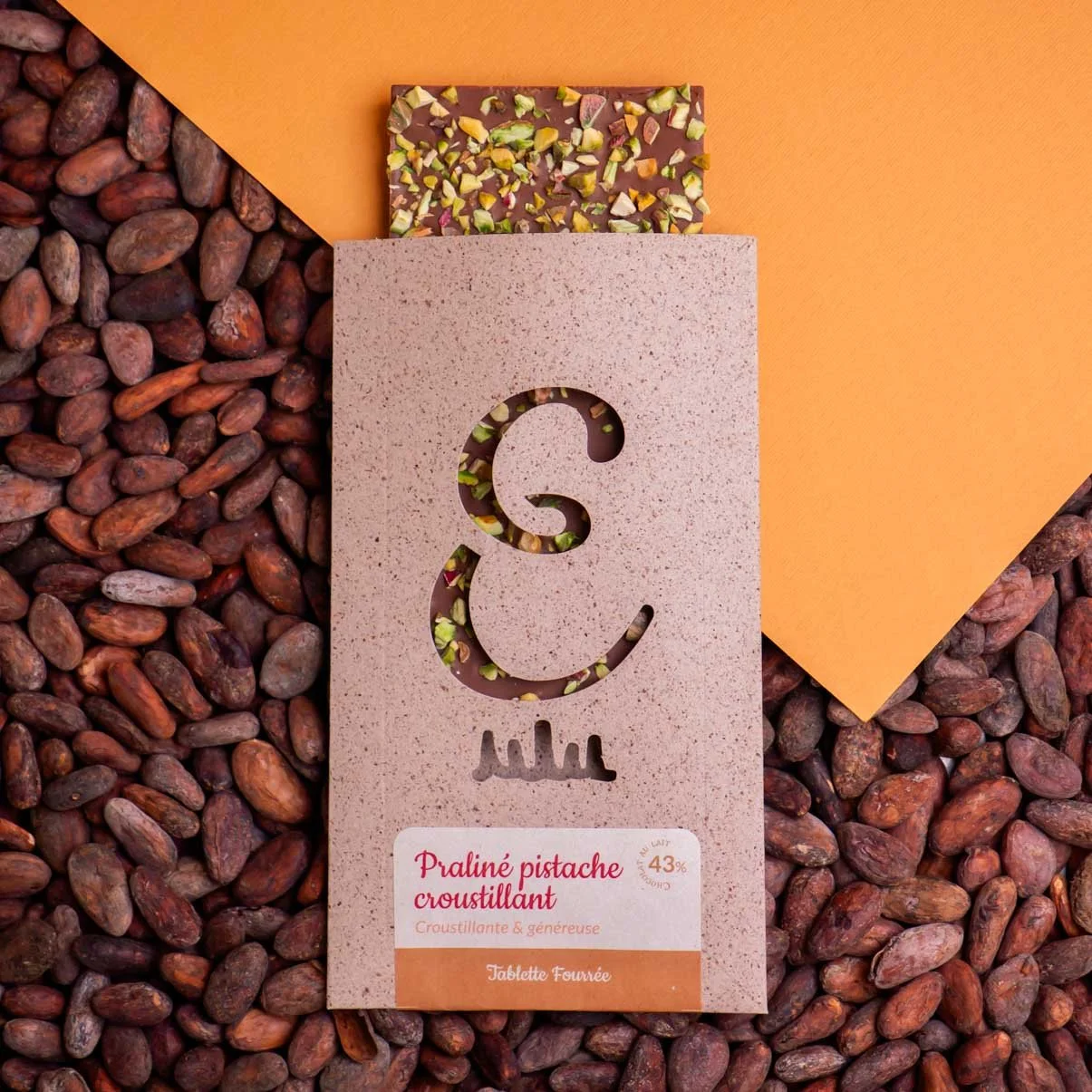 Tablette lait 43 % praliné pistache web-1500113.jpg