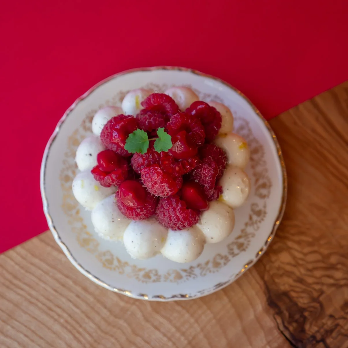 Pavlova framboise Web -1500478.jpg