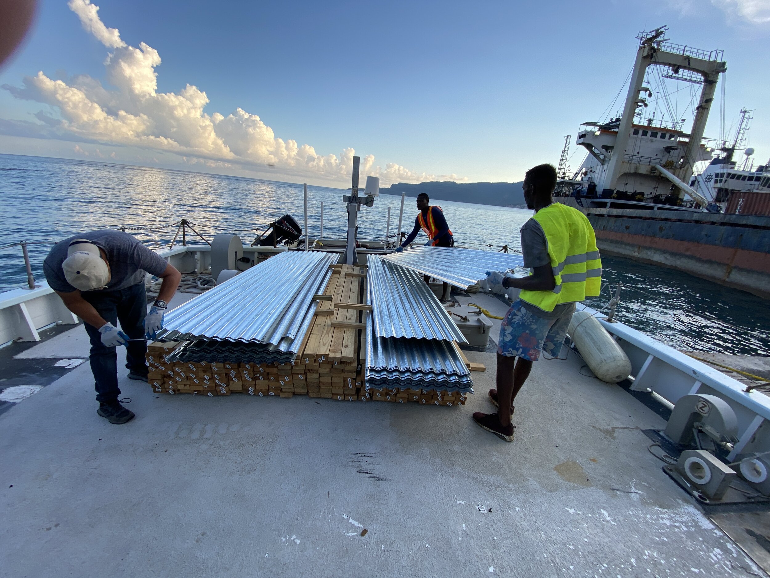 Off loading in Haiti