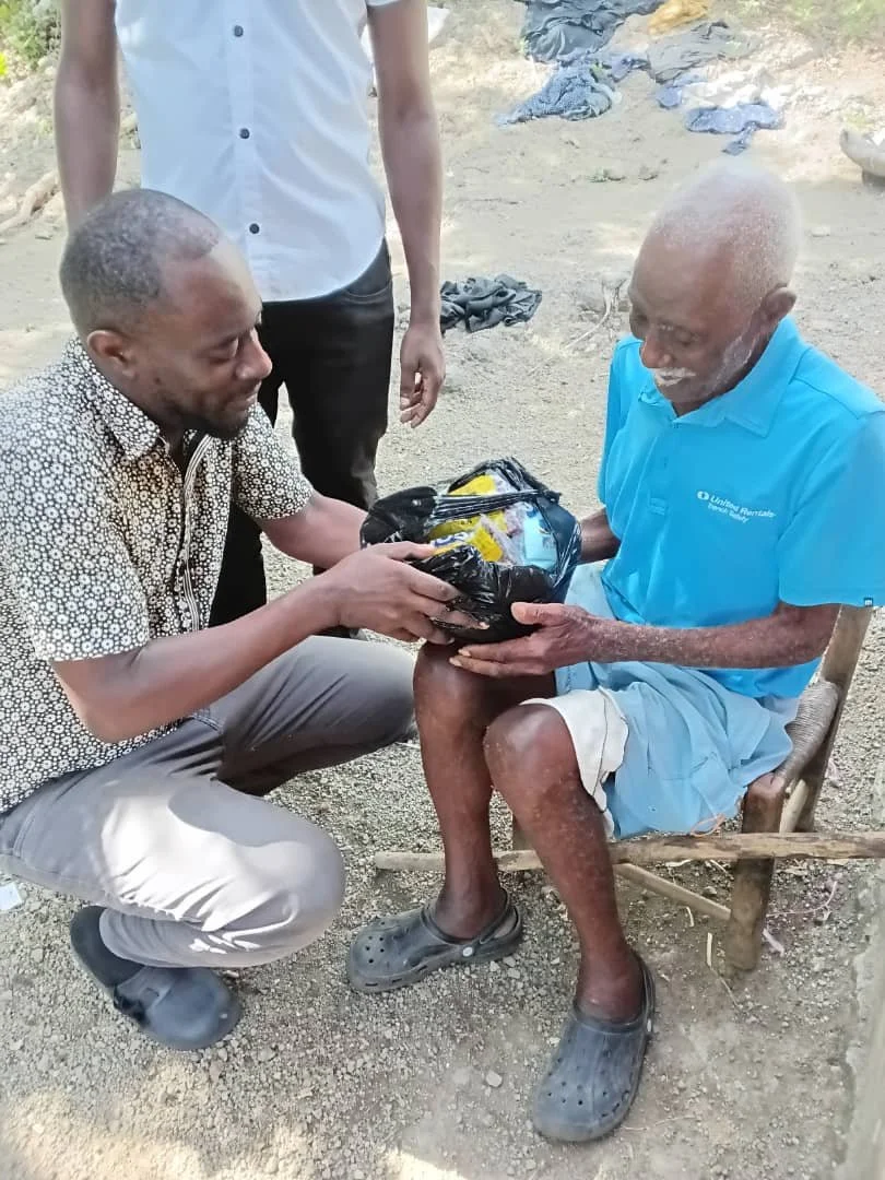 Pastor Kerlando Jerome of Beraca Baptist serves in the mountains. The people, especially the elderly, do not have enough to eat. He shows the compassion of Jesus throughout his community.