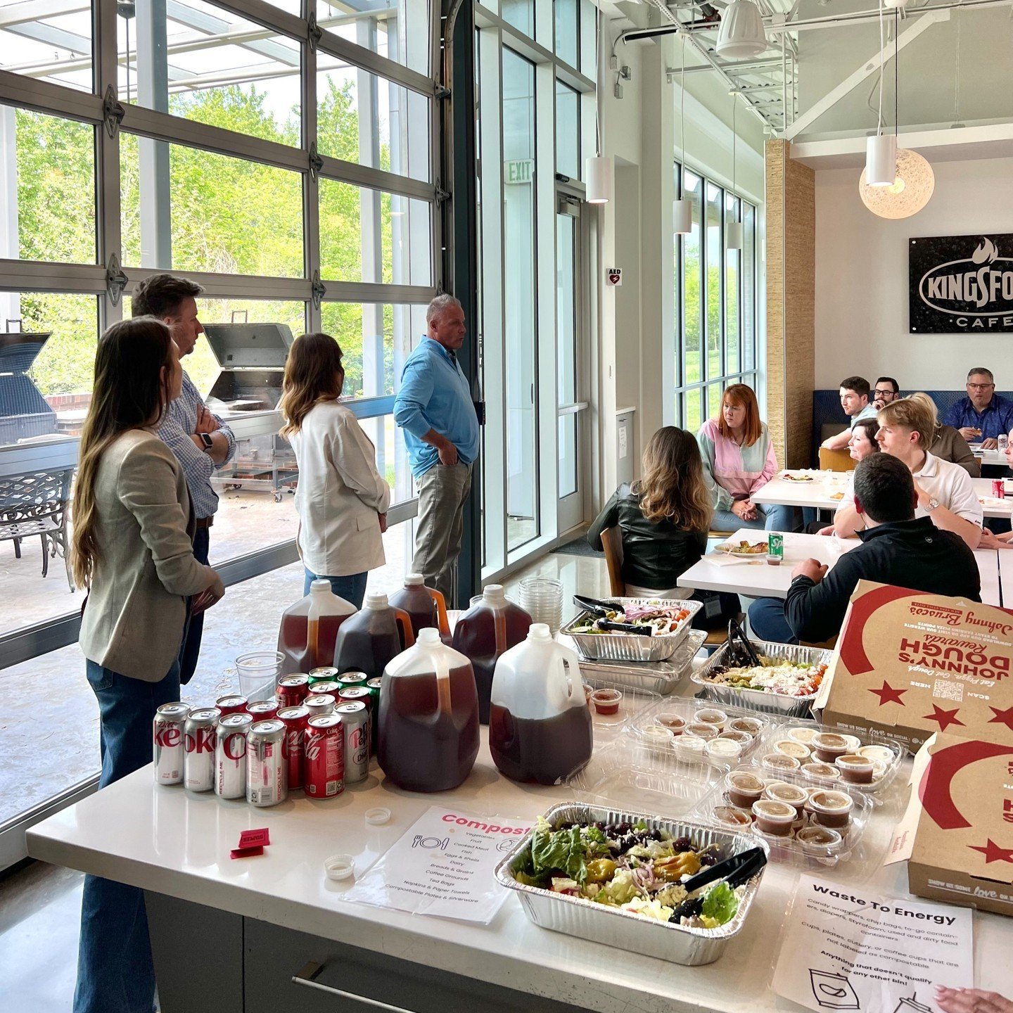 Nothing more enjoyable than when our team gets to have lunch with one of our amazing clients! Thank you, Clorox, for having us over today for some pizza and great conversation! We&rsquo;re thankful for so many years of partnership and look forward to