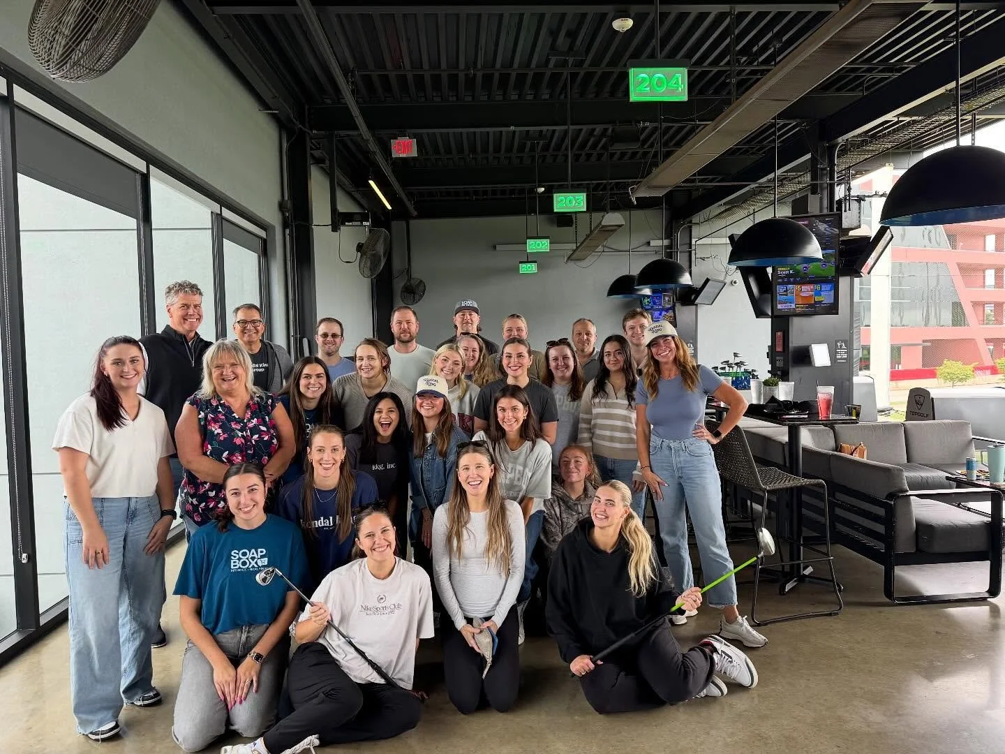 Team building at Top Golf!!⛳️