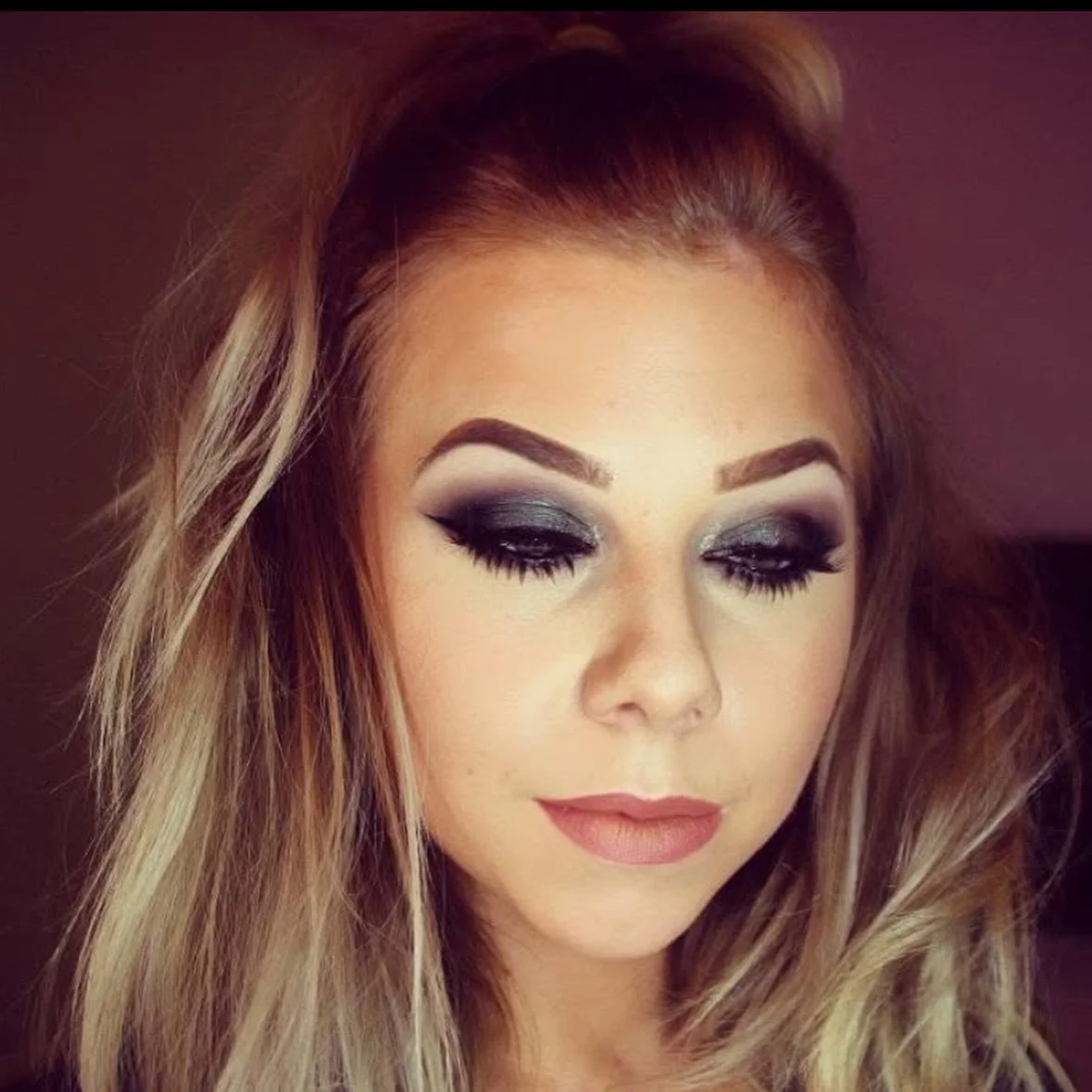 2016 was the year I found bottom lashes, started feeling like a real MUA, and Rihanna dropped her ANTI album.  What a time!!