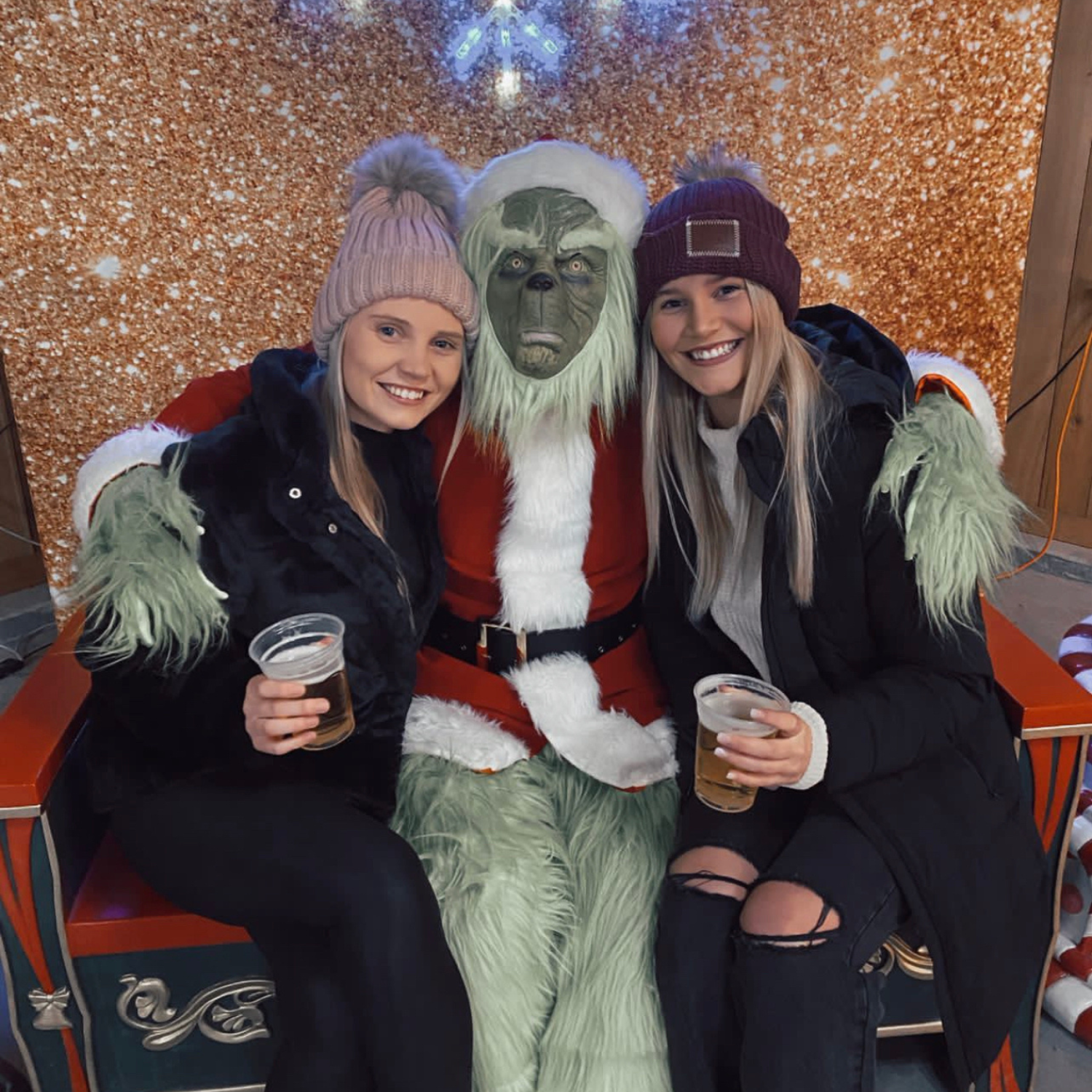 FREE: Jingle Bar Christmas Cocktail Pop-Up