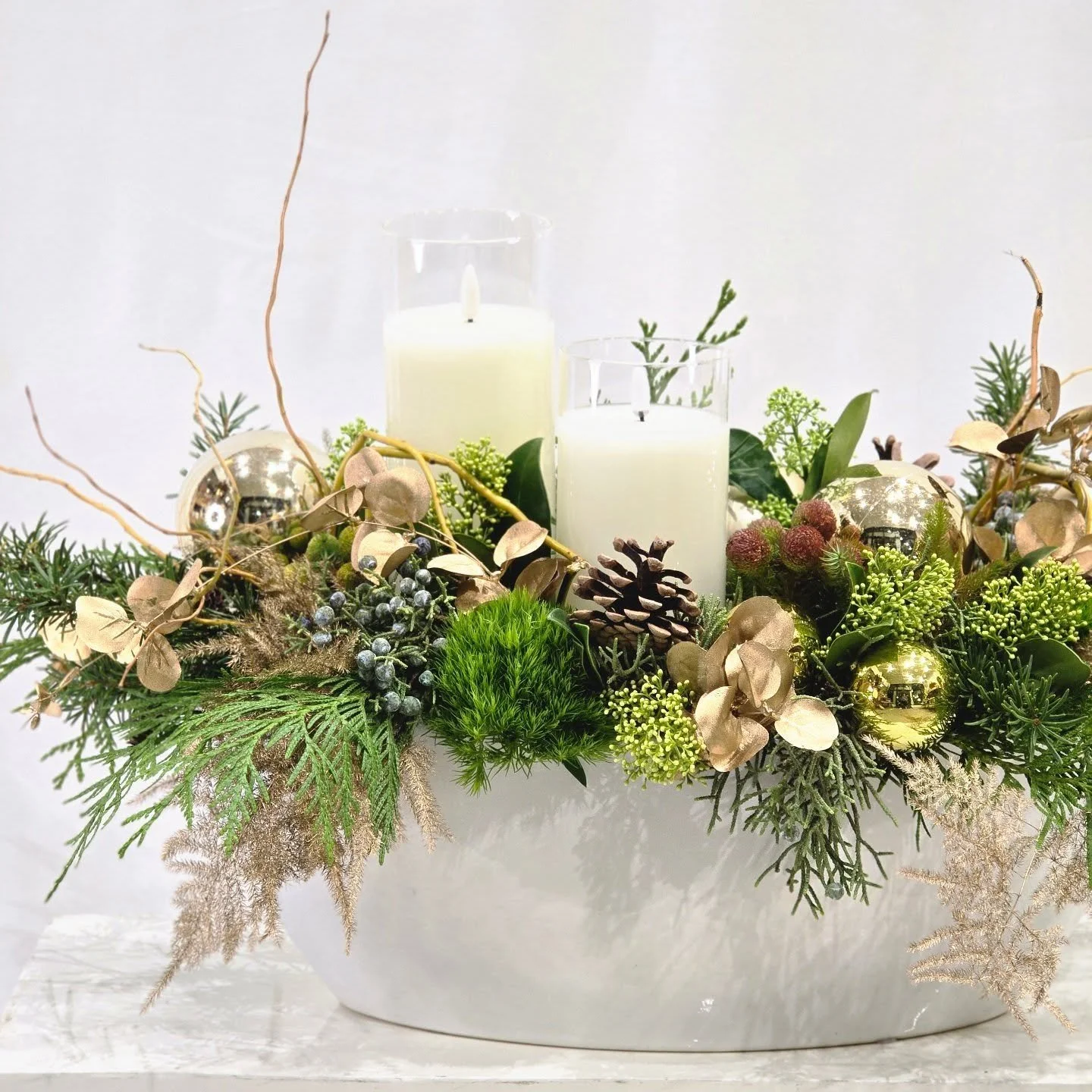 Because napkins can't carry the✨️look✨️ alone.

Find all the floral inspiration you need this holiday season on our gallery page at swishandcompany.com. Link in bio!

#swishchristmas #swishandcompany