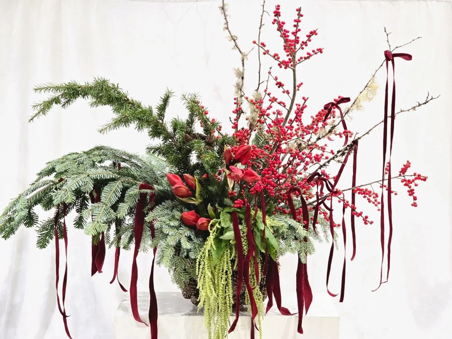 Festivity level: EXTRA, but still chic.

#swishchristmas #swishandcompany