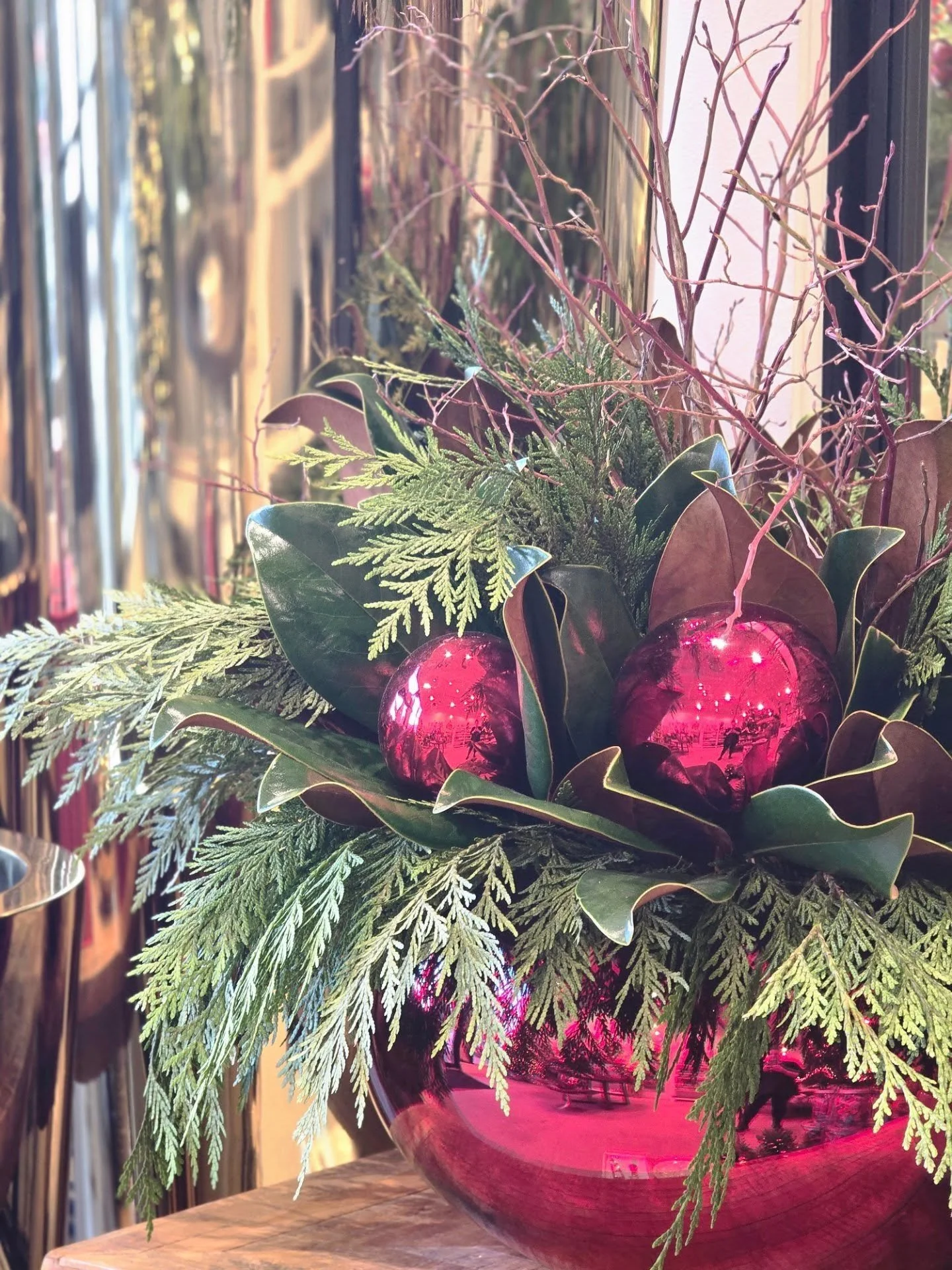 The stockings are hung.
The table is set.
The flowers are Swish. 

That sweet moment when all of the last minute details come together. 🎄

#swishchristmas #swishandcompany