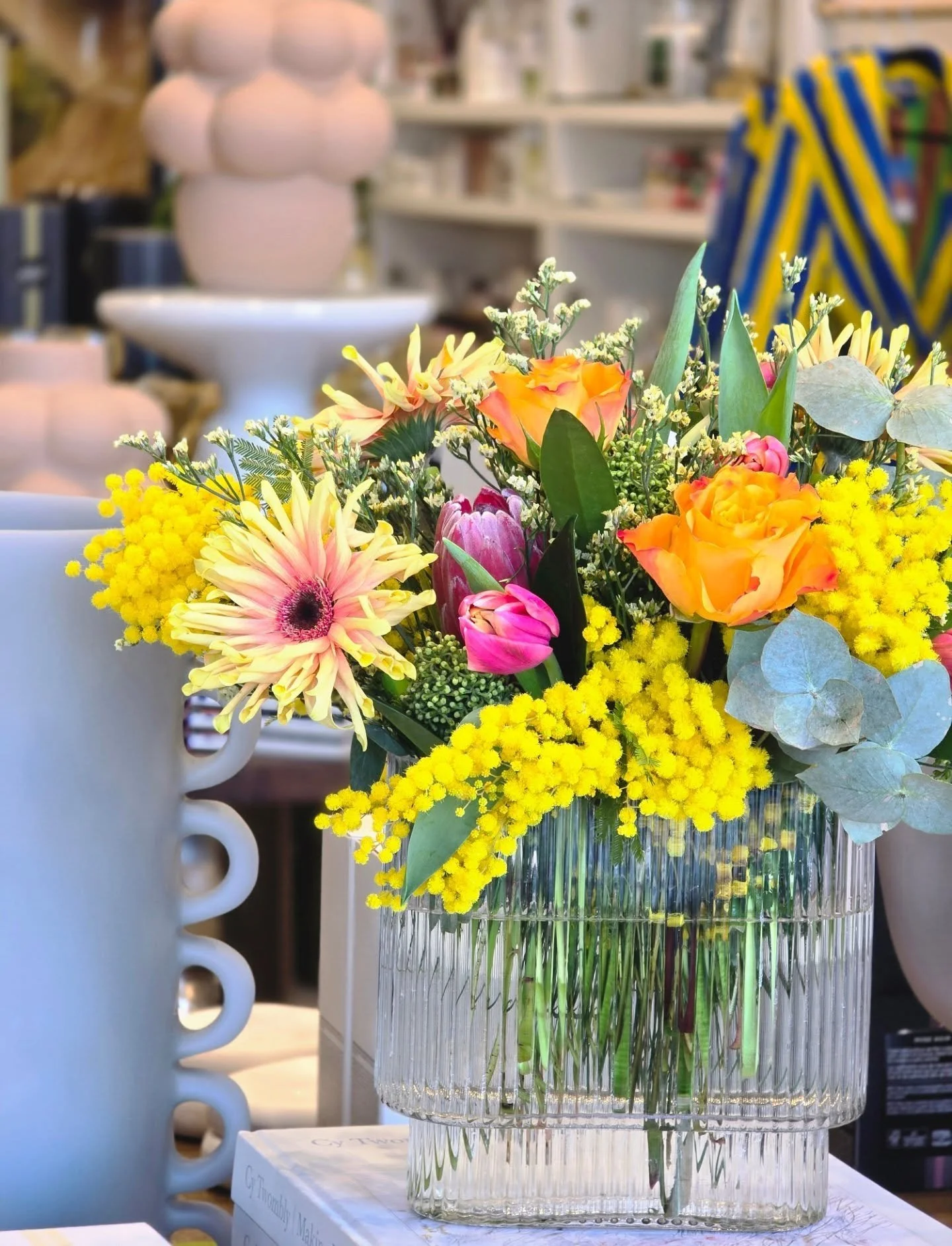 Welcome back colour! Loving the vibrant and inspiring palette of a New Year. 

#swishandcompany