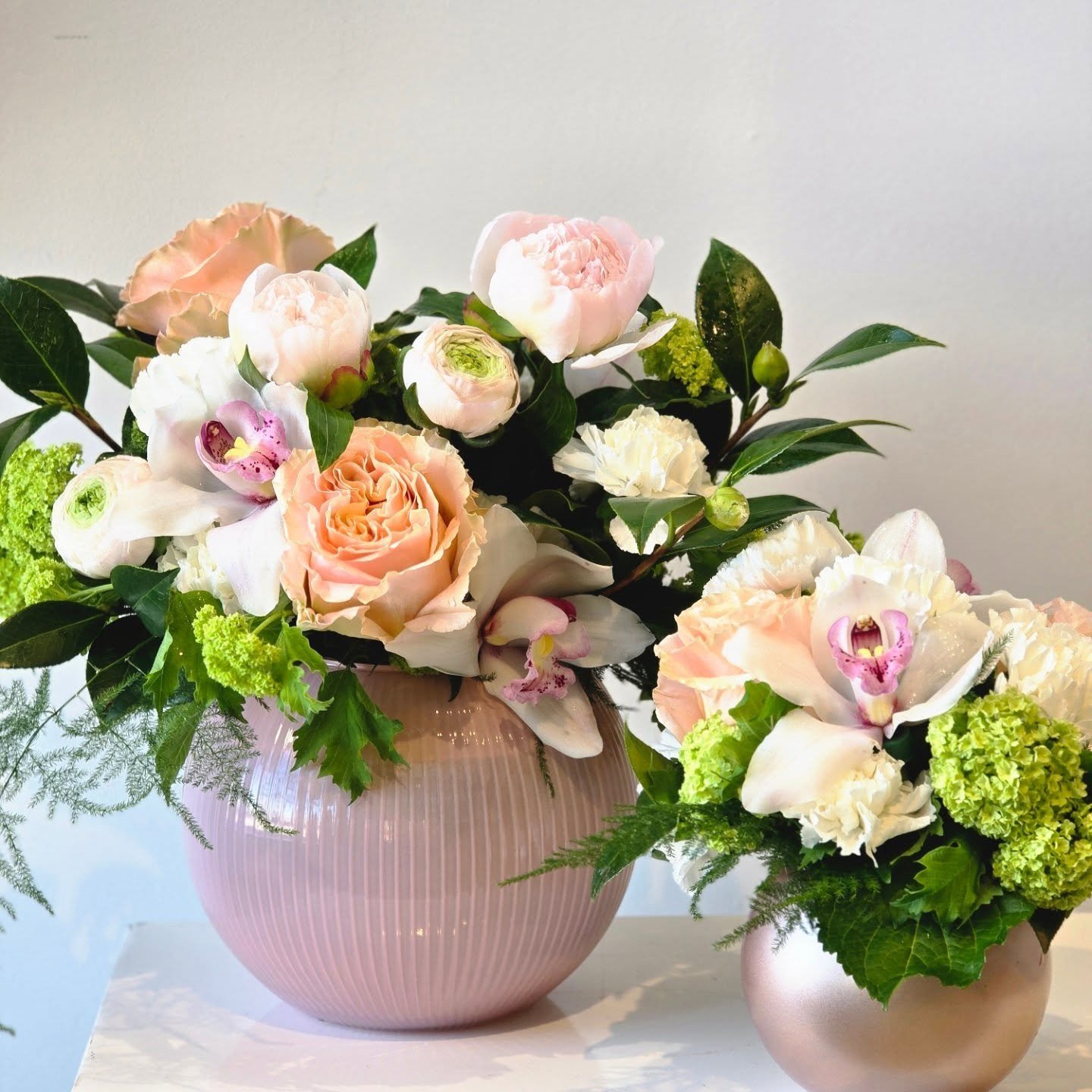 From the Garden collection: 🌸 The Peony Set 🌸

Celebrate the one who loves you best this Mother's Day. Maybe with some peonies? 

Our full collection is available at the link in our bio.

#swishandcompany