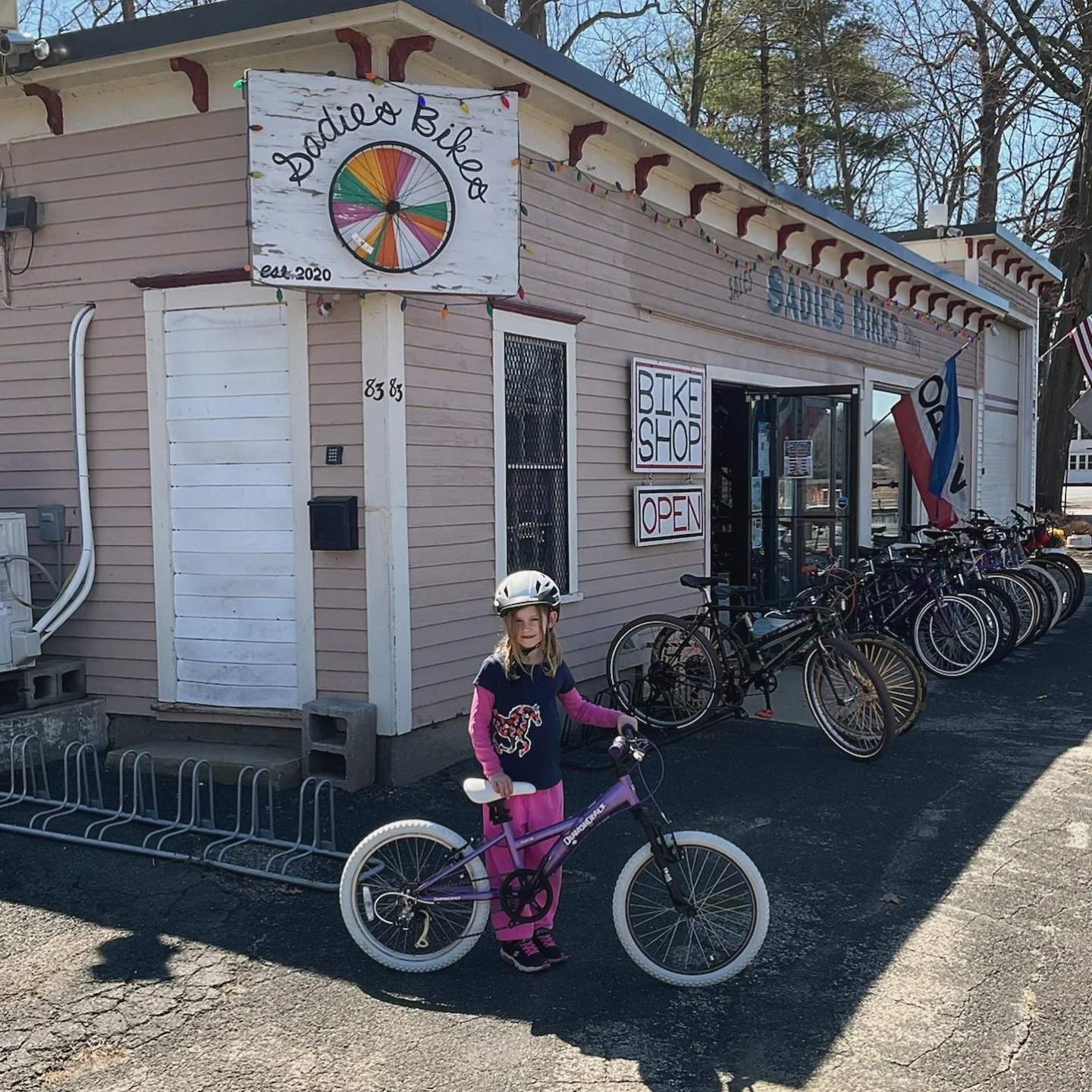 Wheeling Again Wednesday!!! 🚲🔥
Another week, another batch of bikes out in the world&mdash;and a couple bangers in the mix.

We sent off a true touring rig to someone gearing up for a real adventure (very excited about that one 🤘). Also had a rare