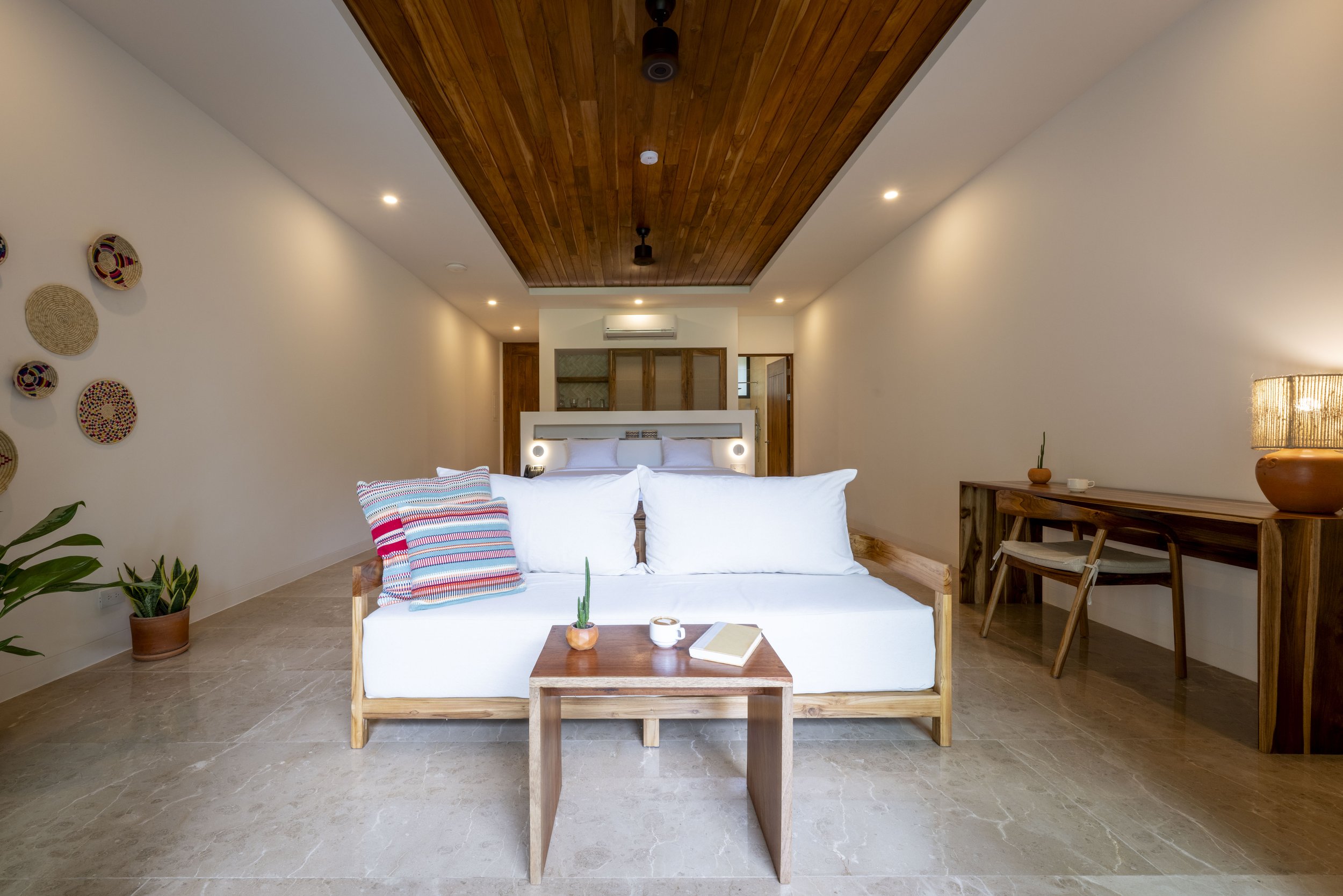 Comfort Suite Tarrace_1.jpg