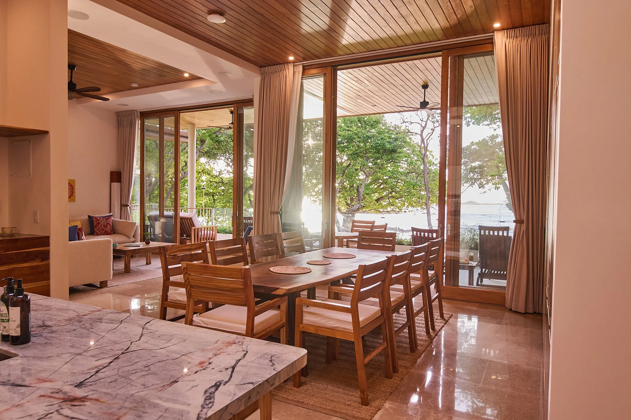 beachfront master suite 09.jpg