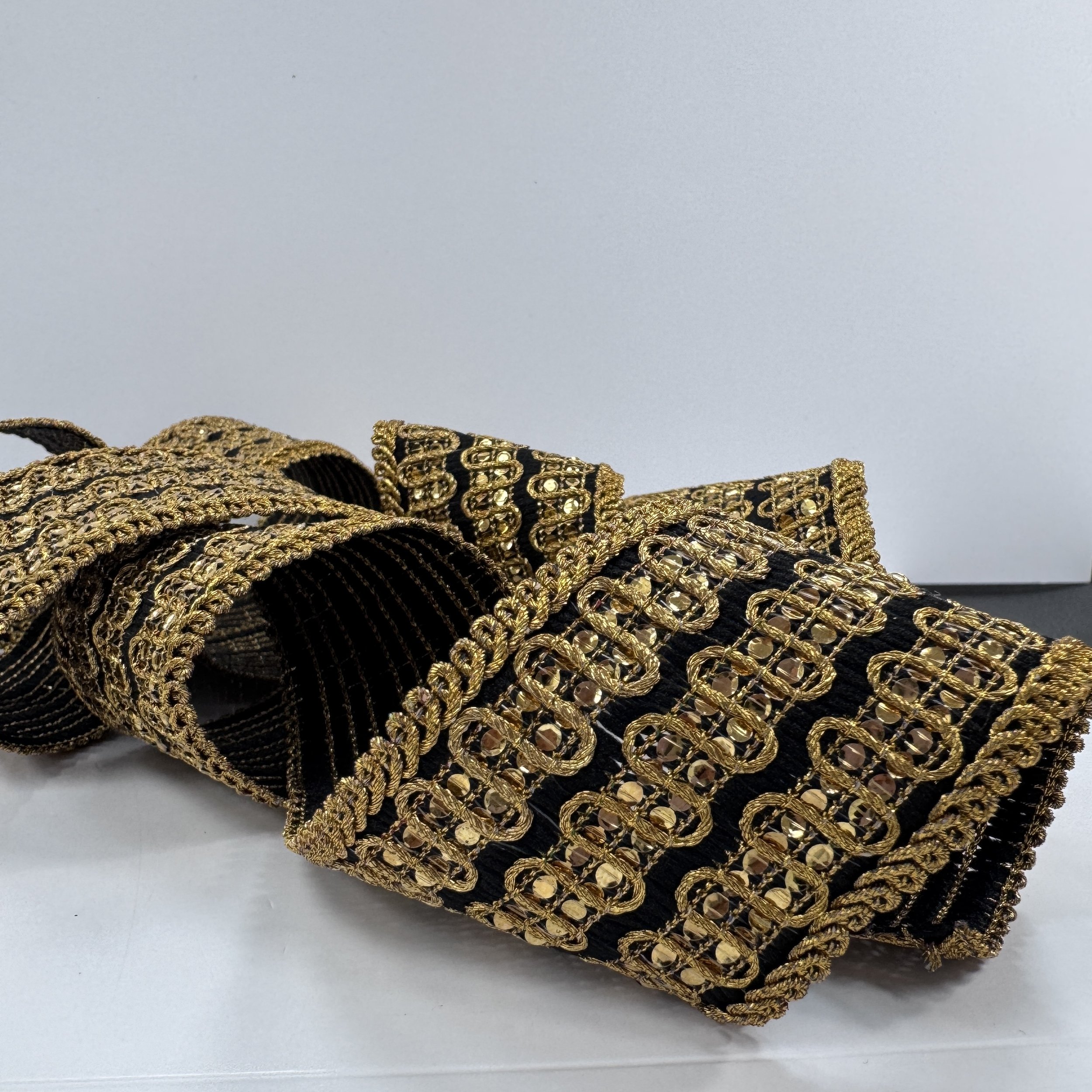 D#5403 - BLACK GOLDEN (1).JPG