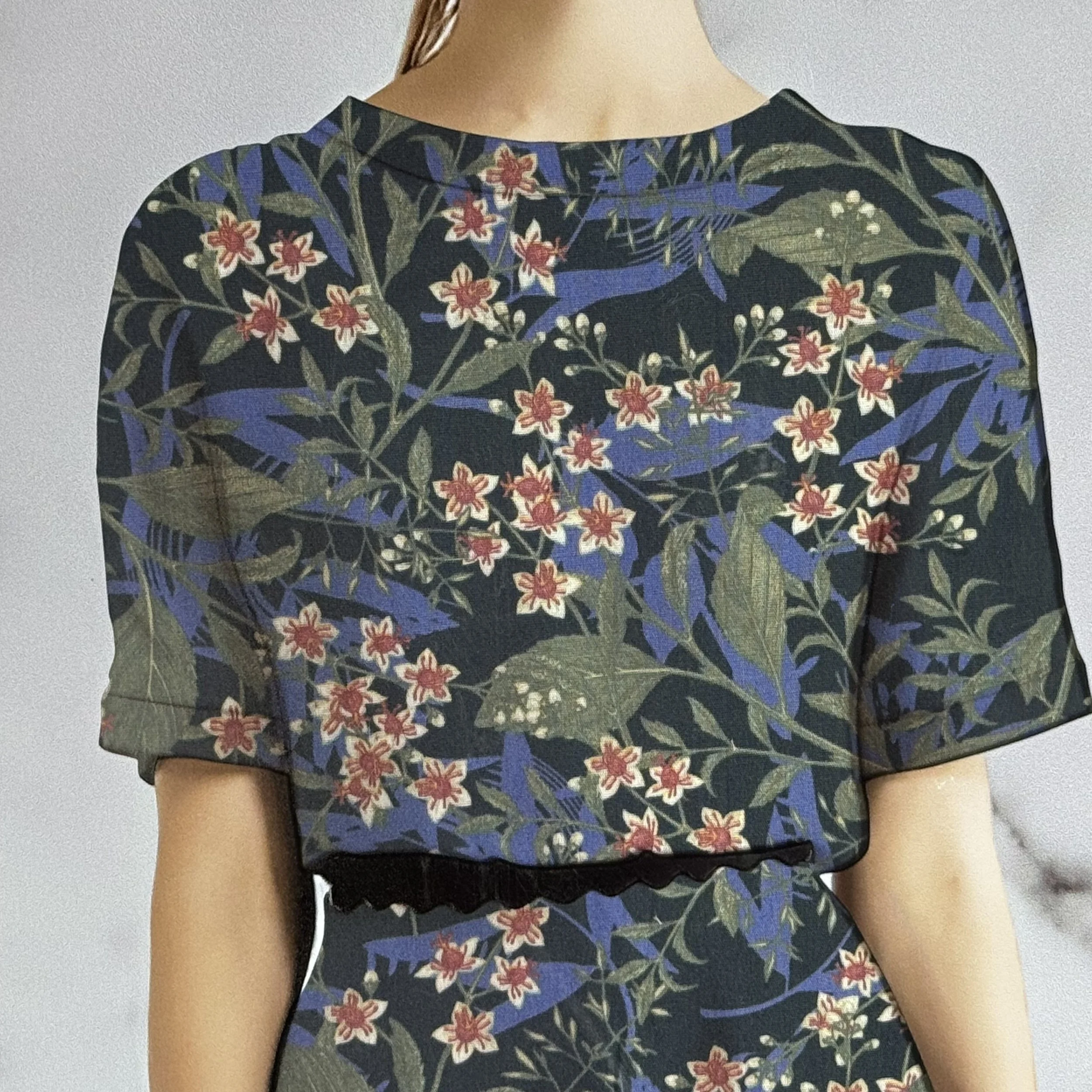 UC-5589C DSGN NO-4 COL NO-1 CTLG.JPG