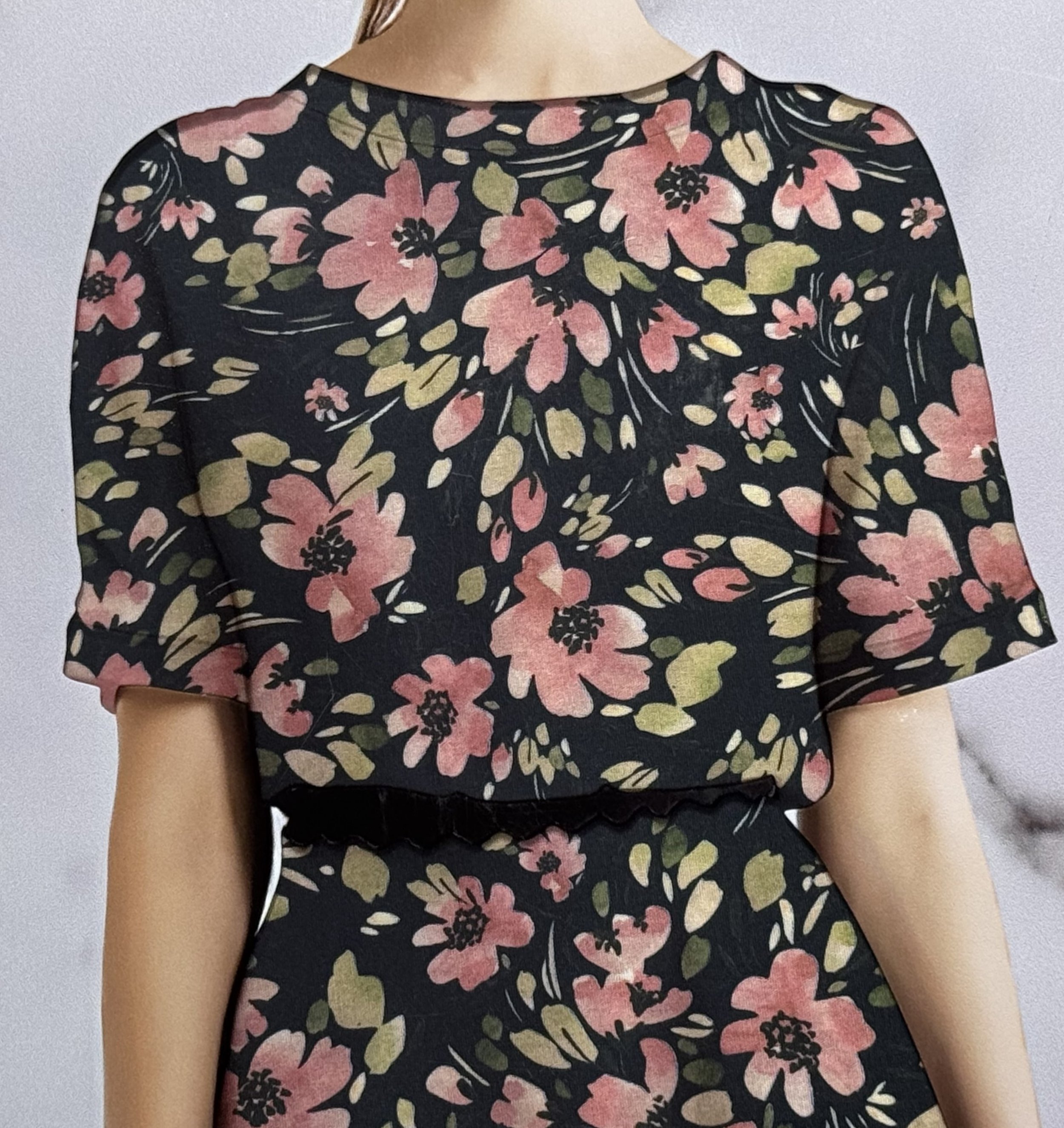 UC-5589C DSGN NO-1 COL NO-2 CTLG.JPG