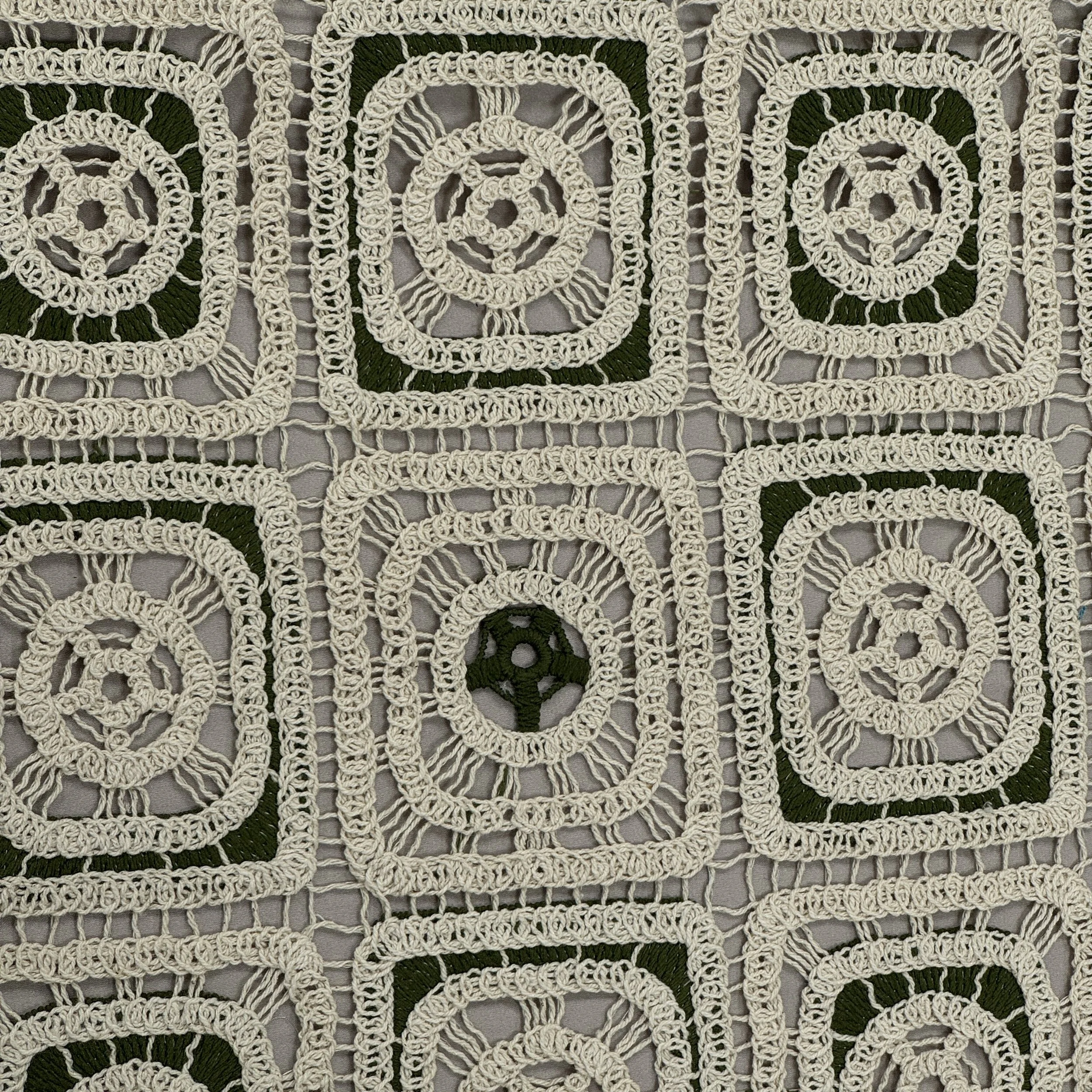 UC-5588 B COL#1 GREEN.JPG