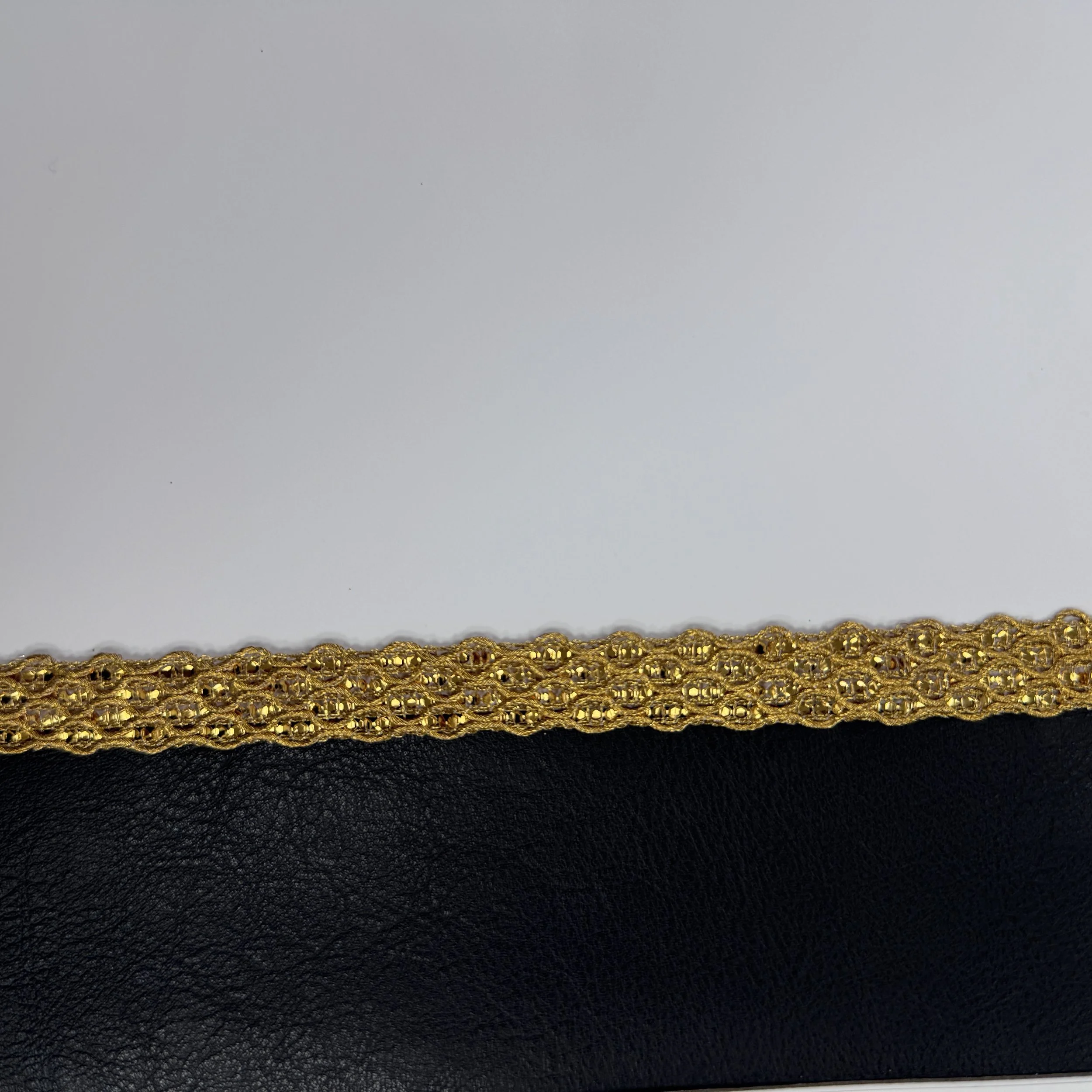 UC-LT-5925-Gold Diomand (2).JPG