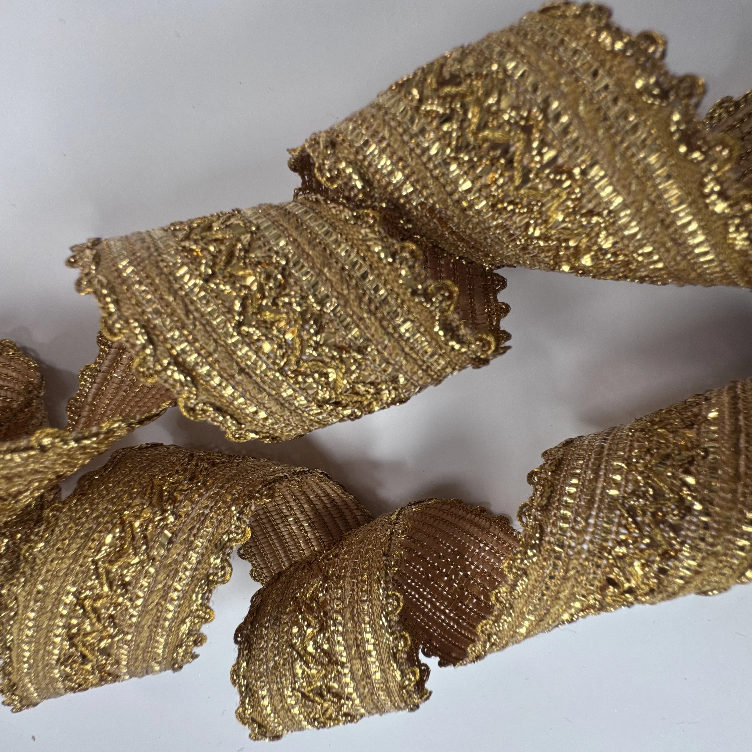 Ornamental Luxury Lace - Golden