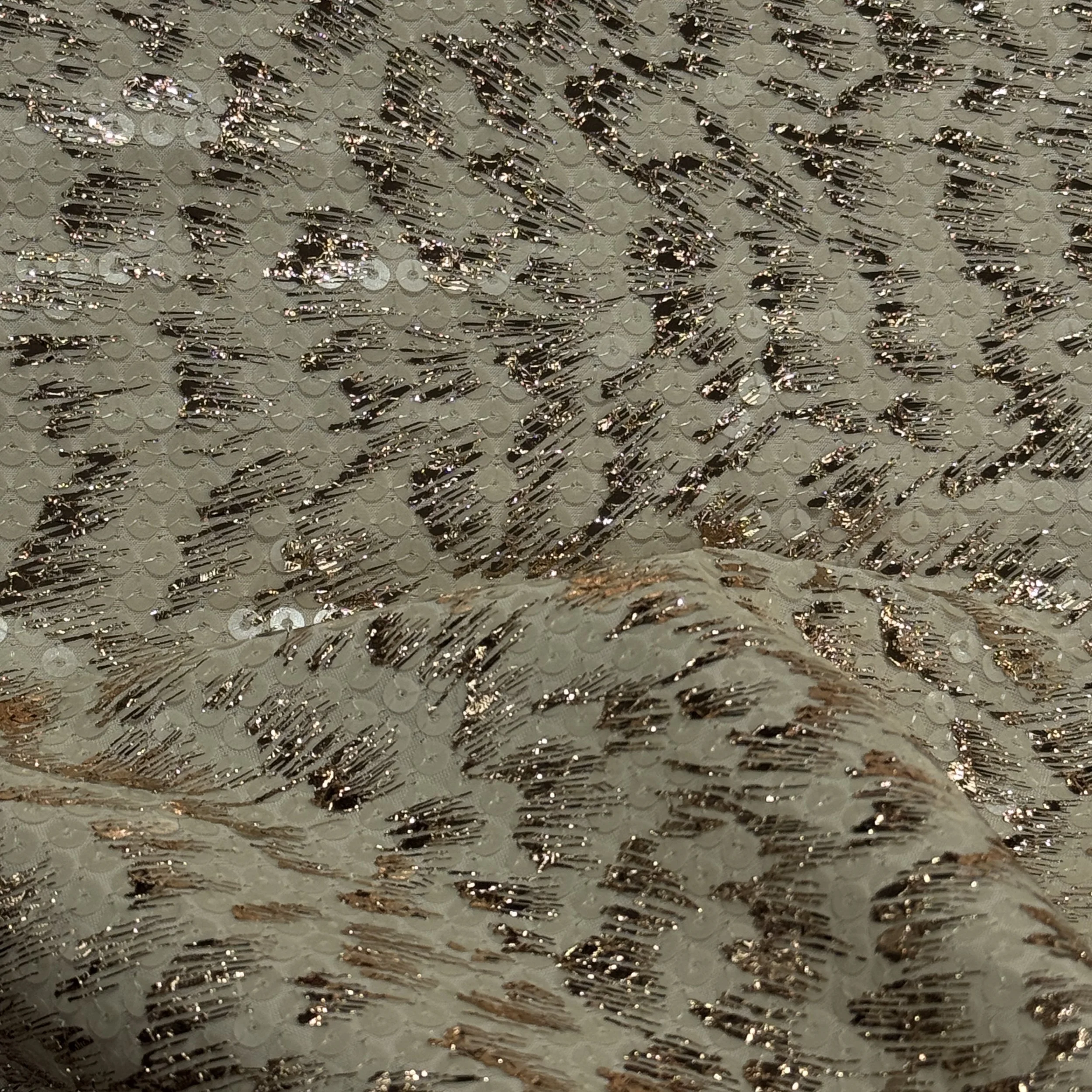 UC - 5673B COL NO 1 (3).JPG