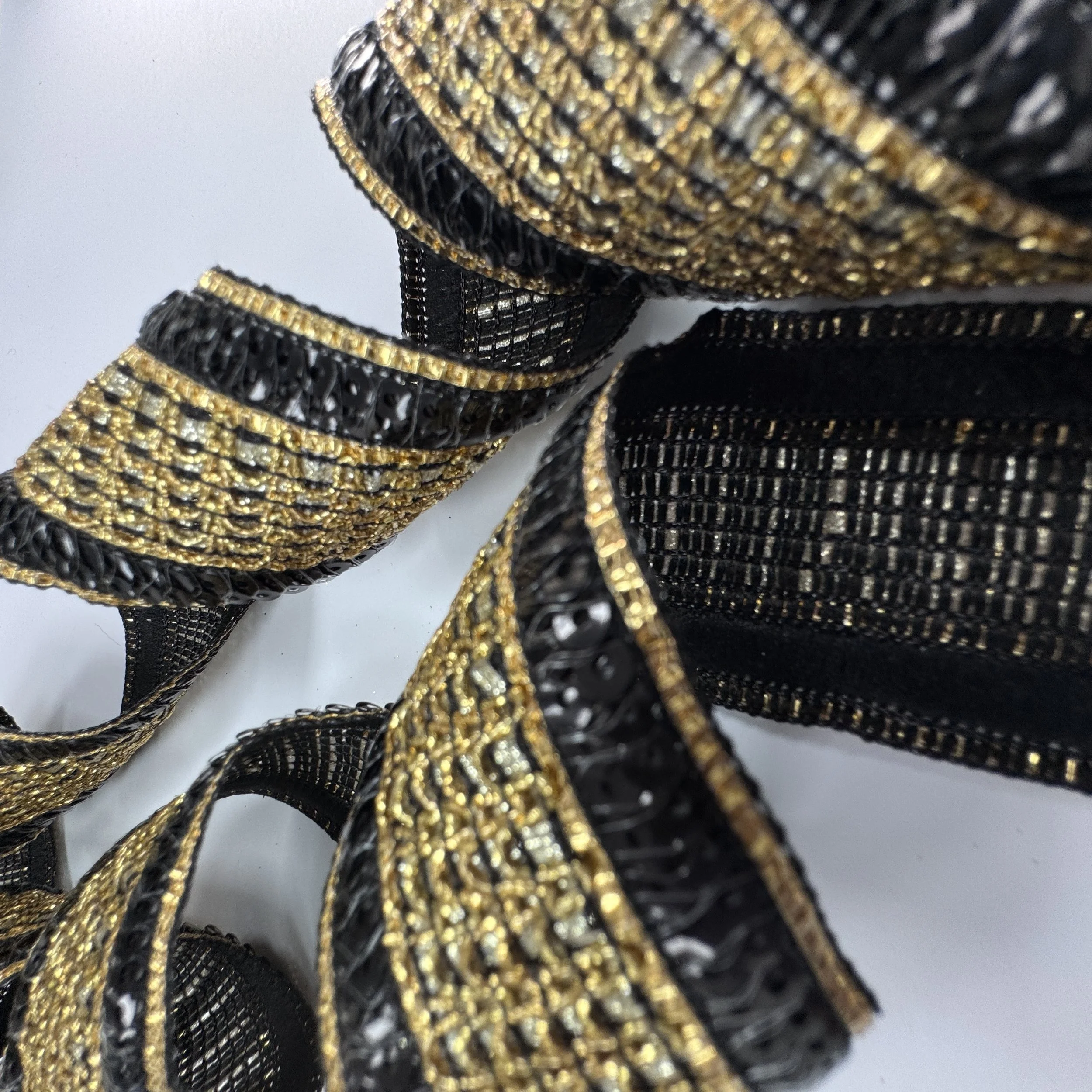 Iconic Weave Trim - Golden Black