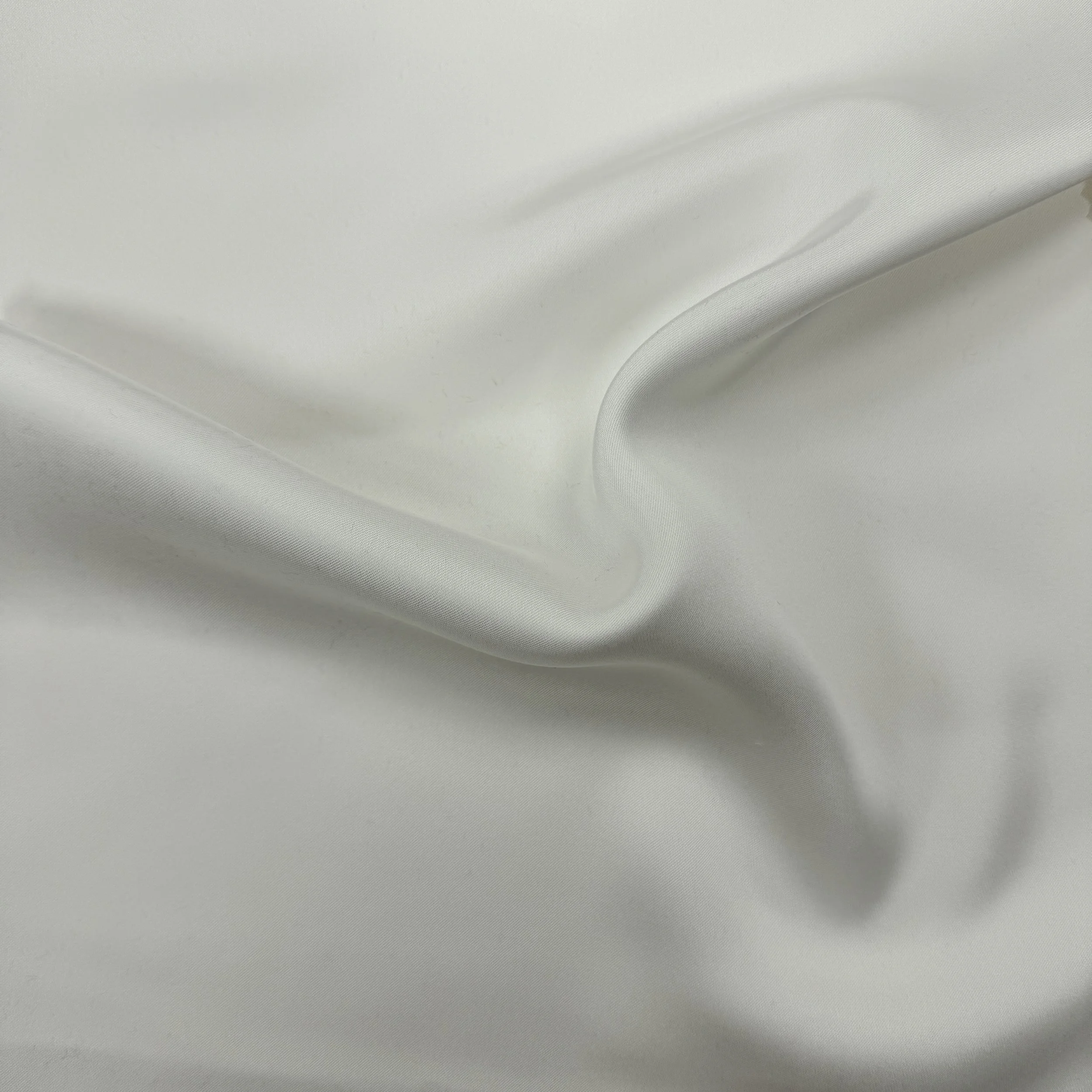UC 6022 - IVORY.JPG