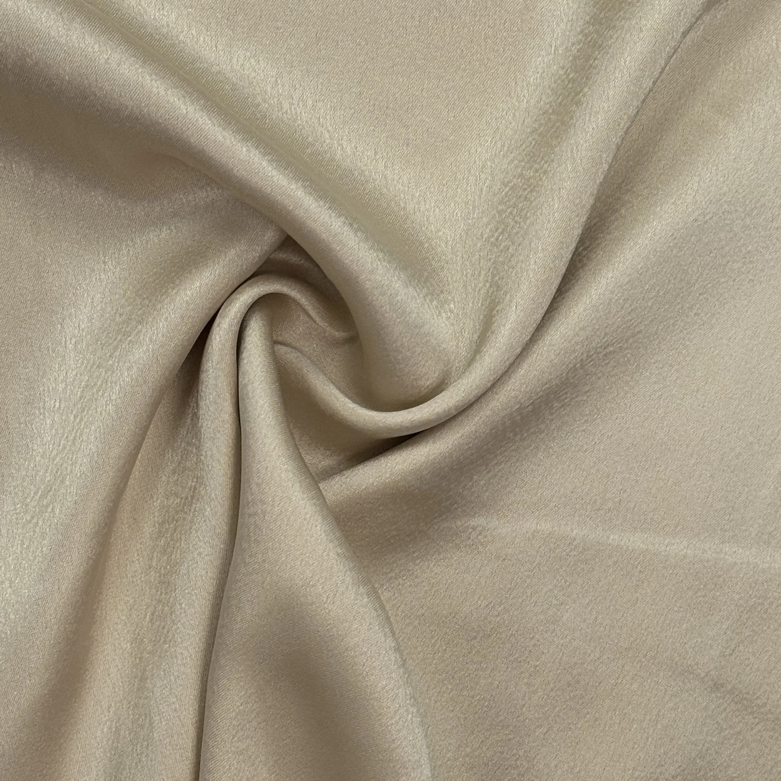 Dull Duchess Light Satin - Colour Code : 4